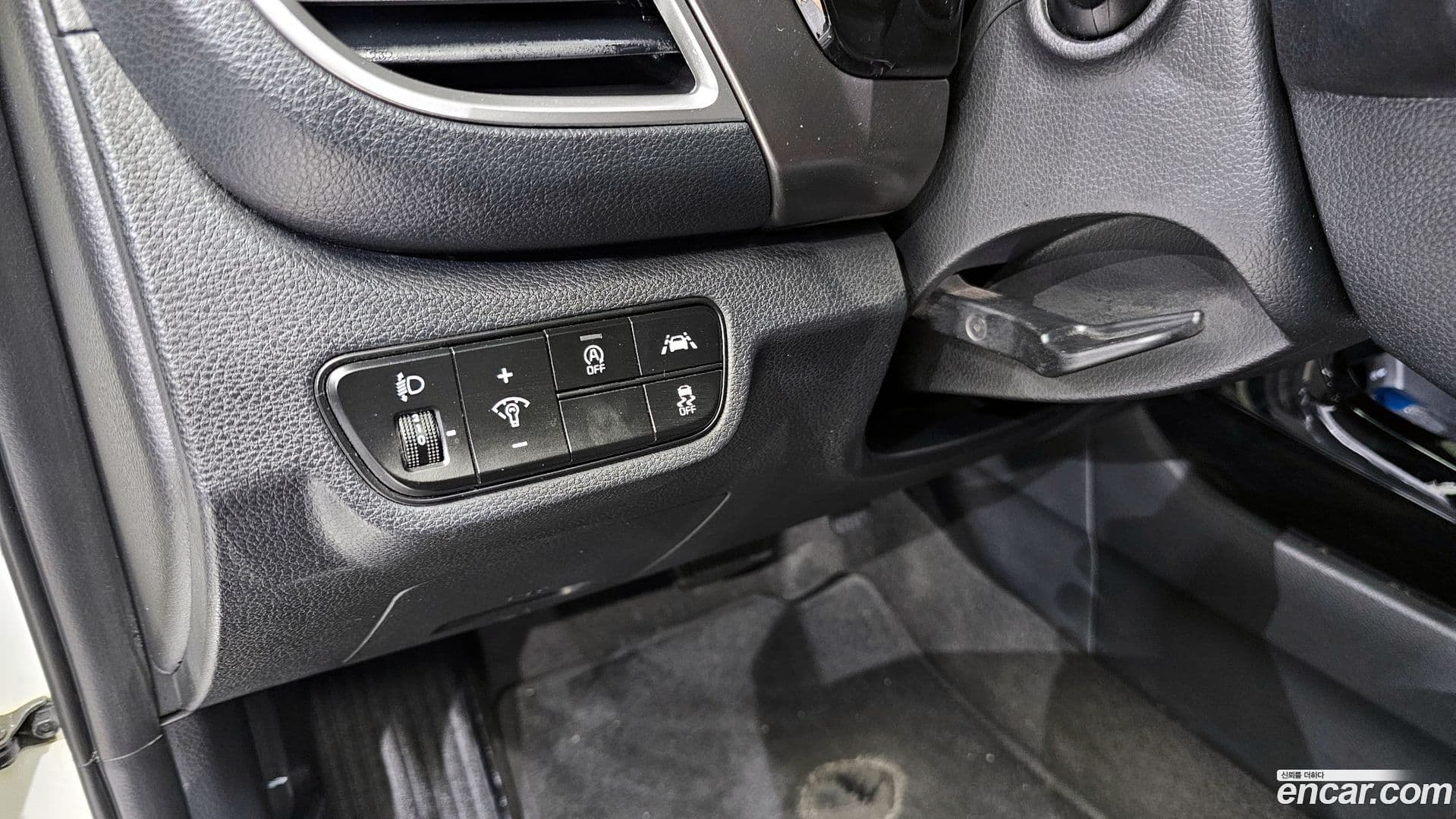 Main__Slider__Photo:Seltos Kia 2021.2-14