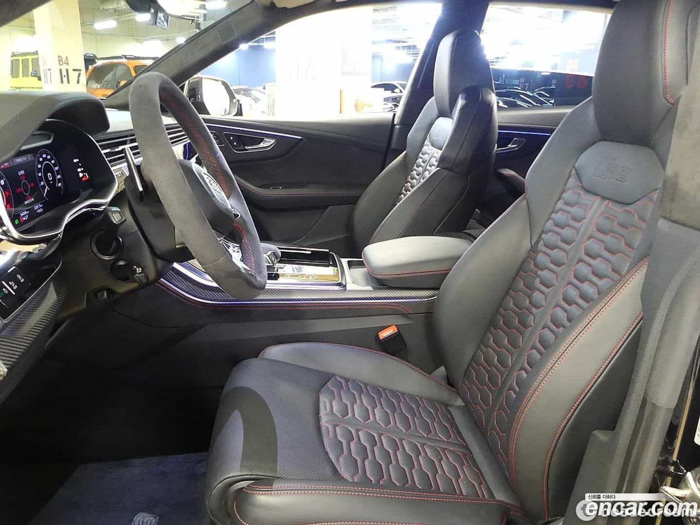 RSQ8 Audi 2021.7-INNER-010