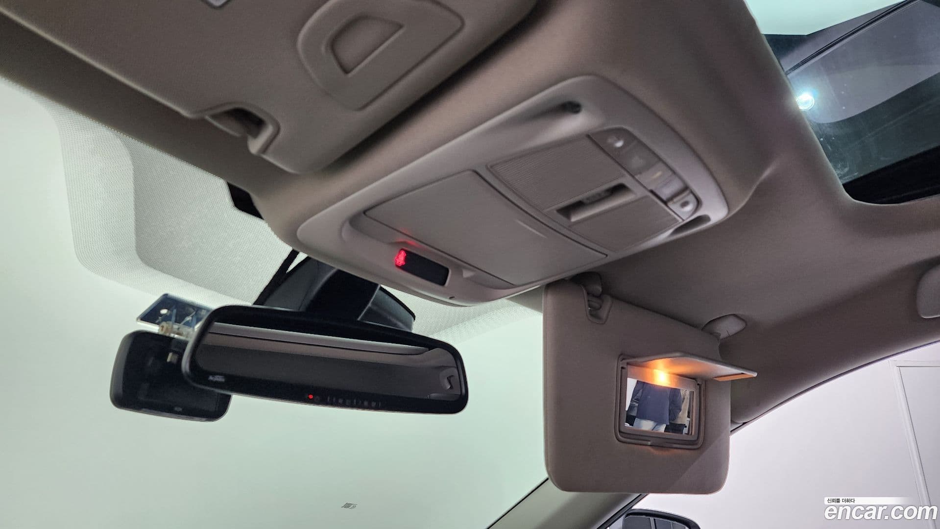 Main__Slider__Photo:QM6 Renault-KoreaSamsung 2019.5-16