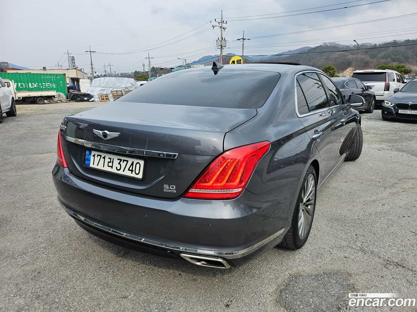 EQ900 Genesis 2016.5-OUTER-004