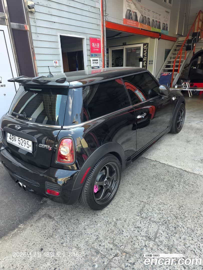 Cooper Mini 2010.2-OUTER-002