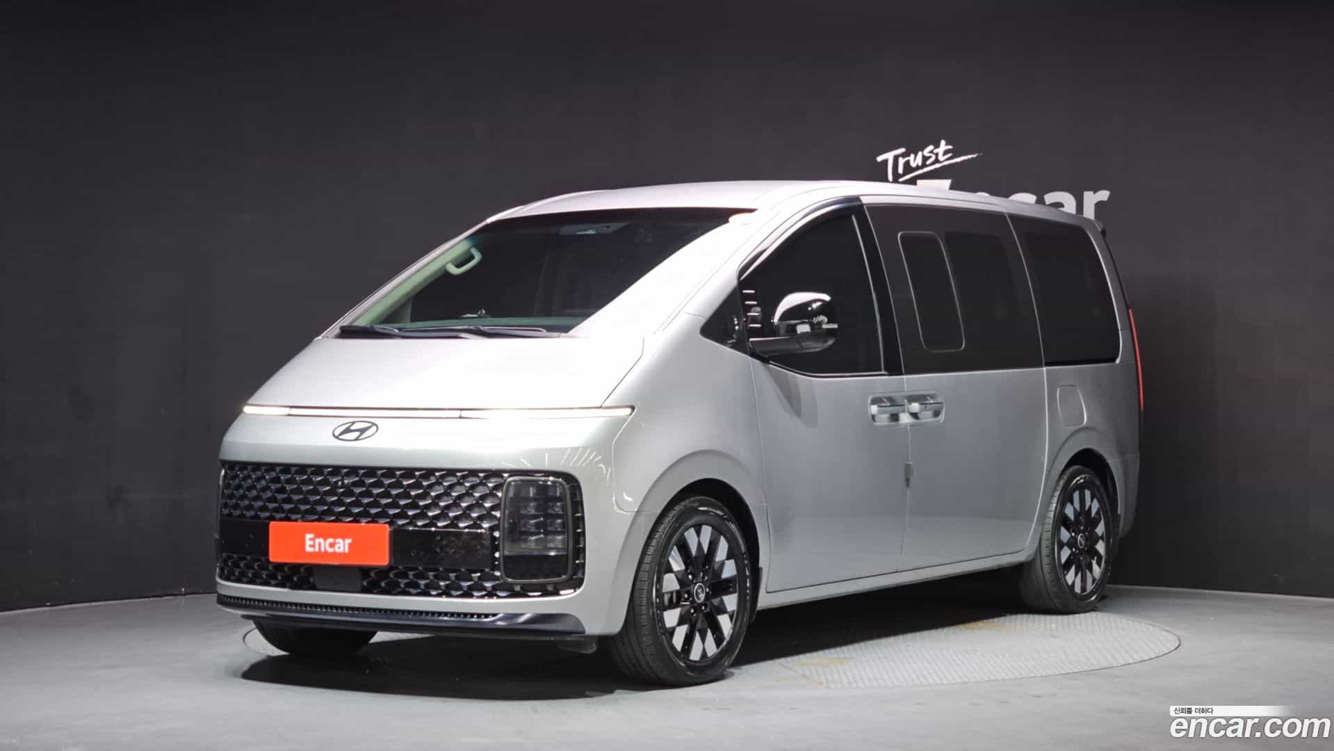 Staria Hyundai 2024.4-OUTER-001