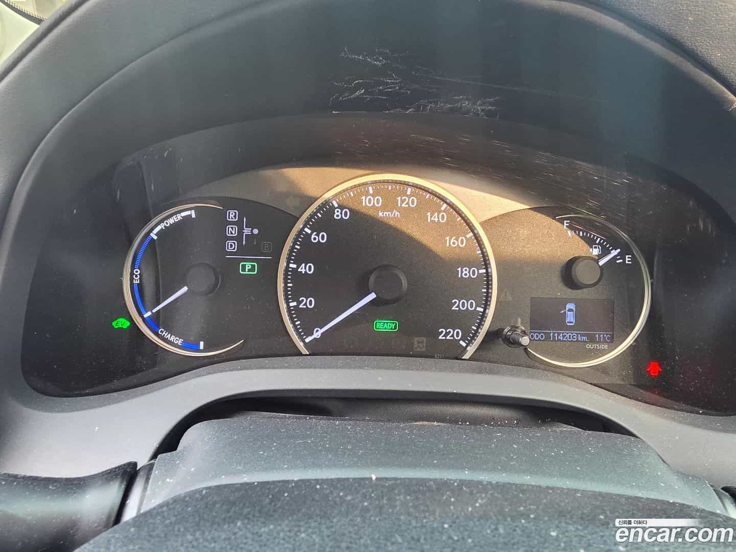 CT200h Lexus 2017.0-INNER-008