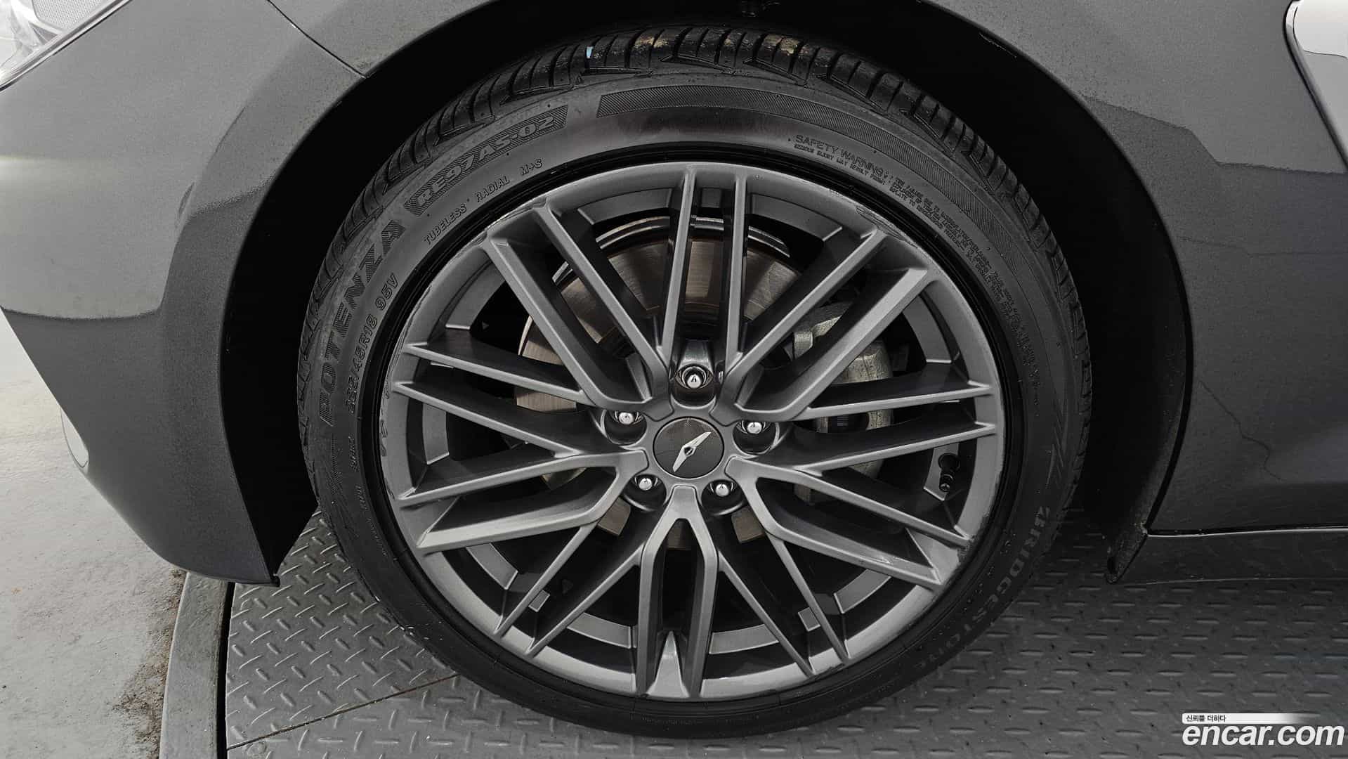 G70 Genesis 2017.8-OUTER-005