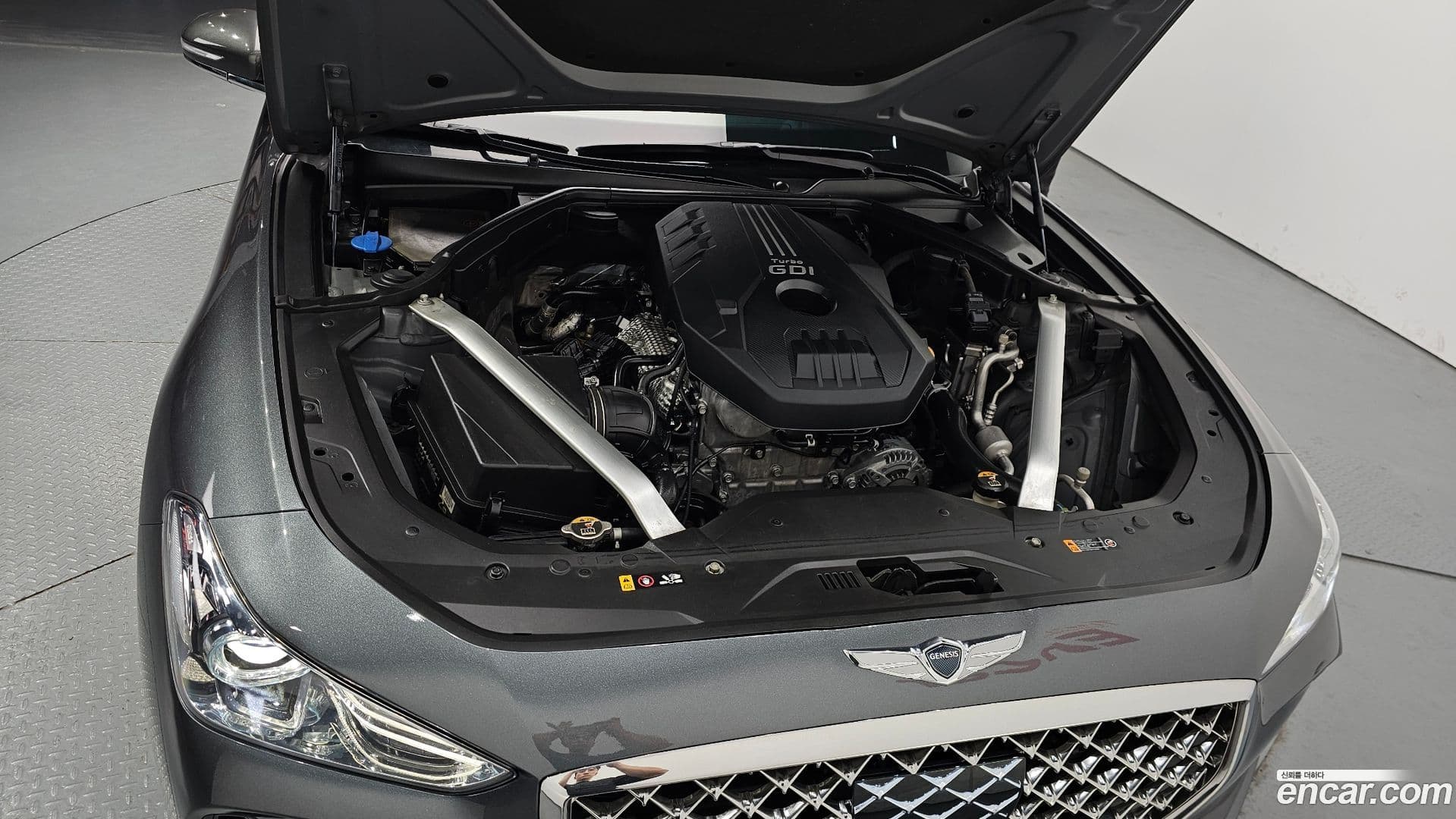 Main__Slider__Photo:G70 Genesis 2017.8-5