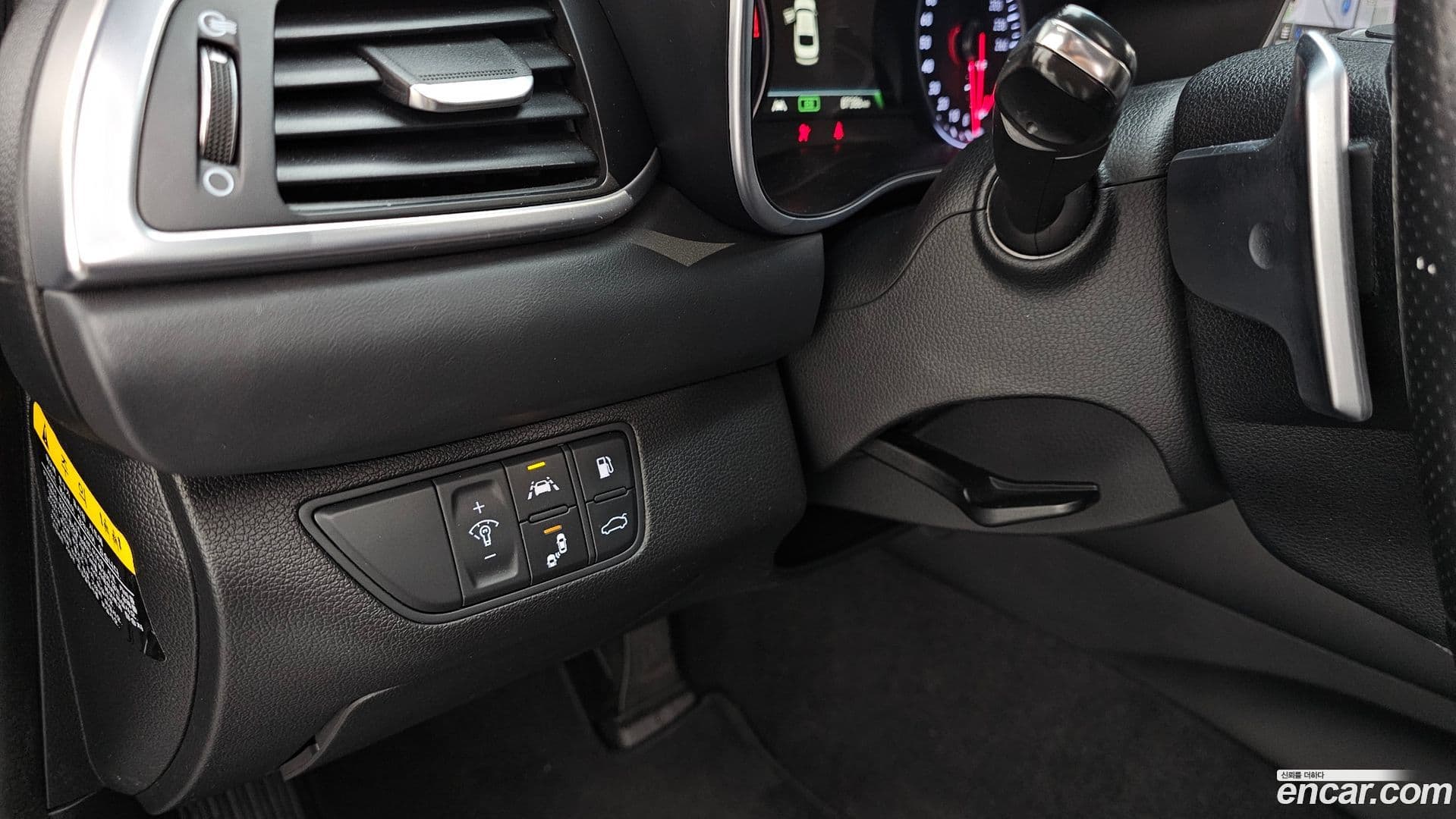 Main__Slider__Photo:G70 Genesis 2017.8-16