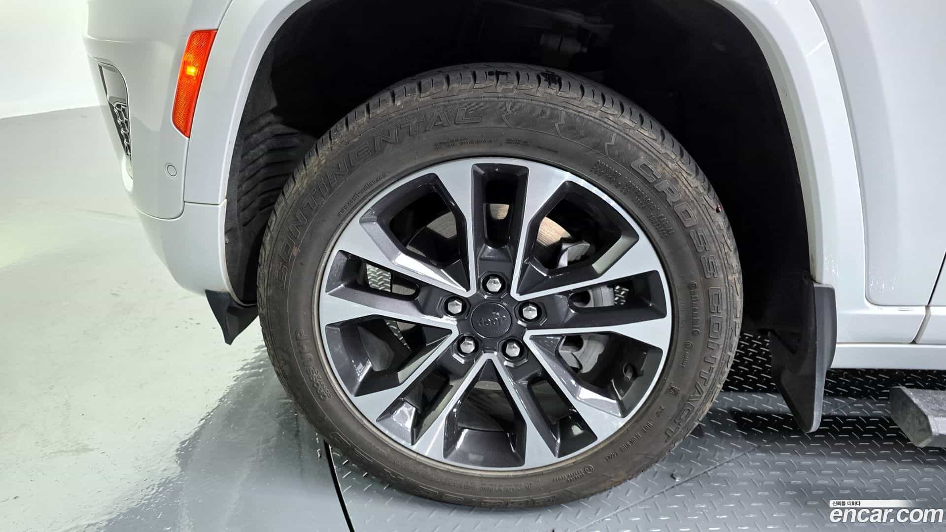 Cherokee Jeep 2022.11-OUTER-005