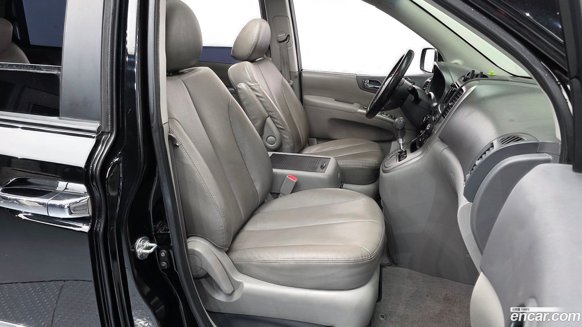 Main__Slider__Photo:Canival Kia 2013.3-9