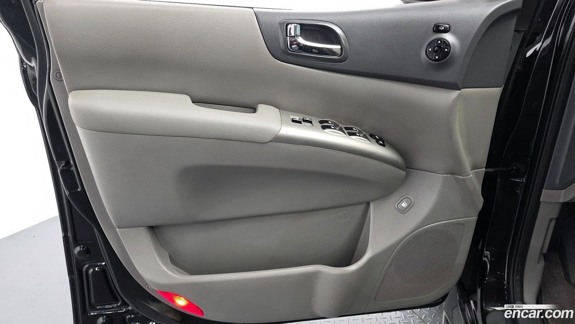 Main__Slider__Photo:Canival Kia 2013.3-19