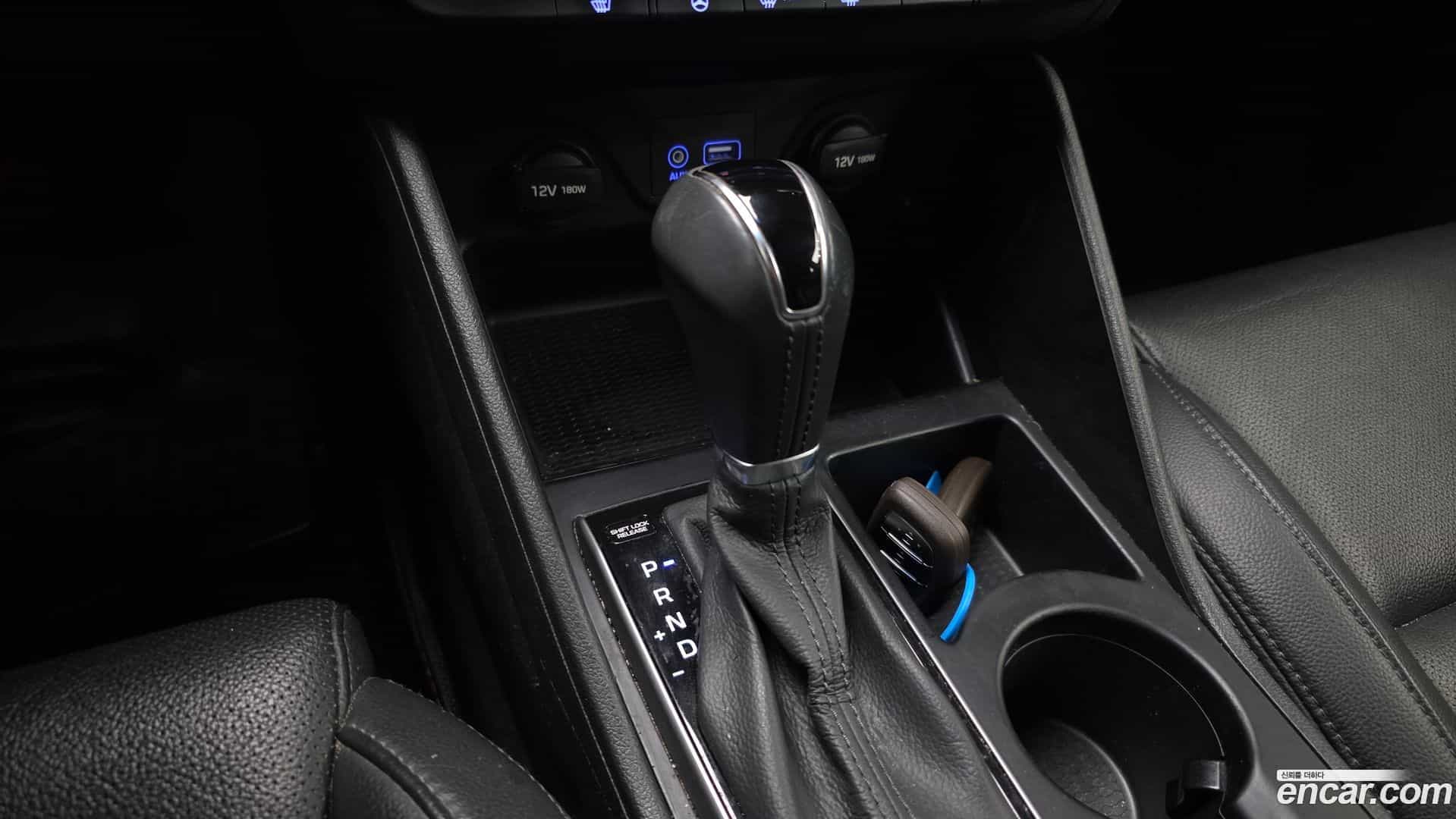 Tucson Hyundai 2016.0-INNER-009