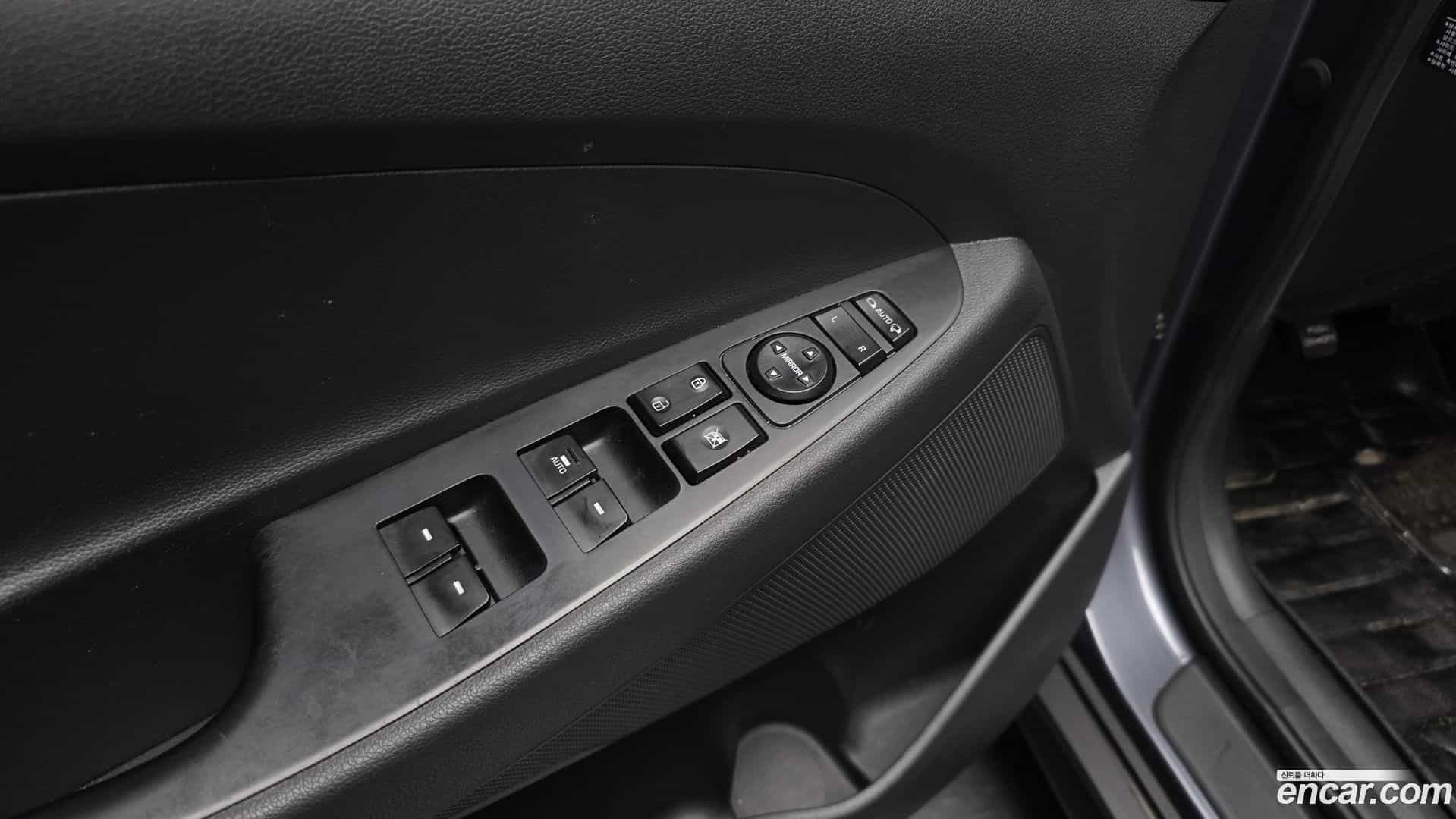 Tucson Hyundai 2016.0-OPTION-022