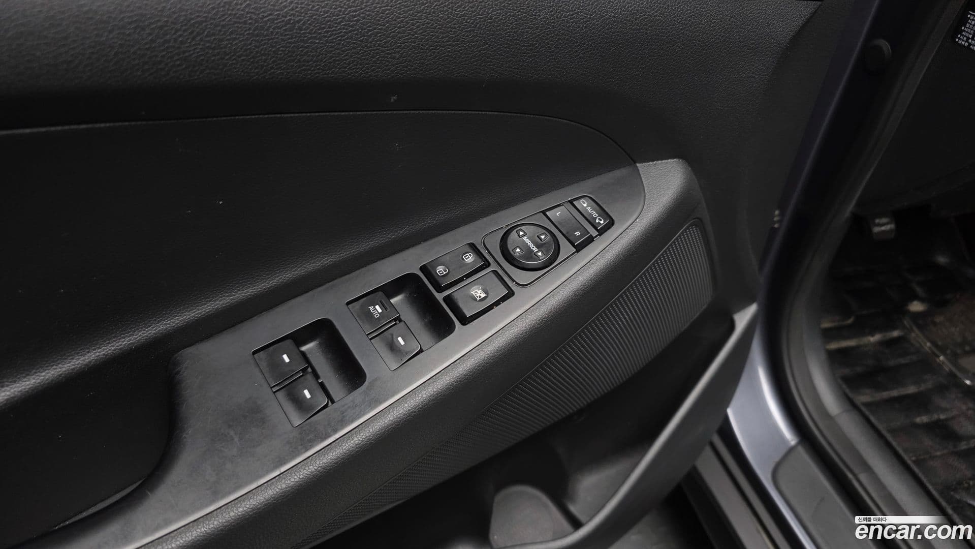 Main__Slider__Photo:Tucson Hyundai 2016.0-17