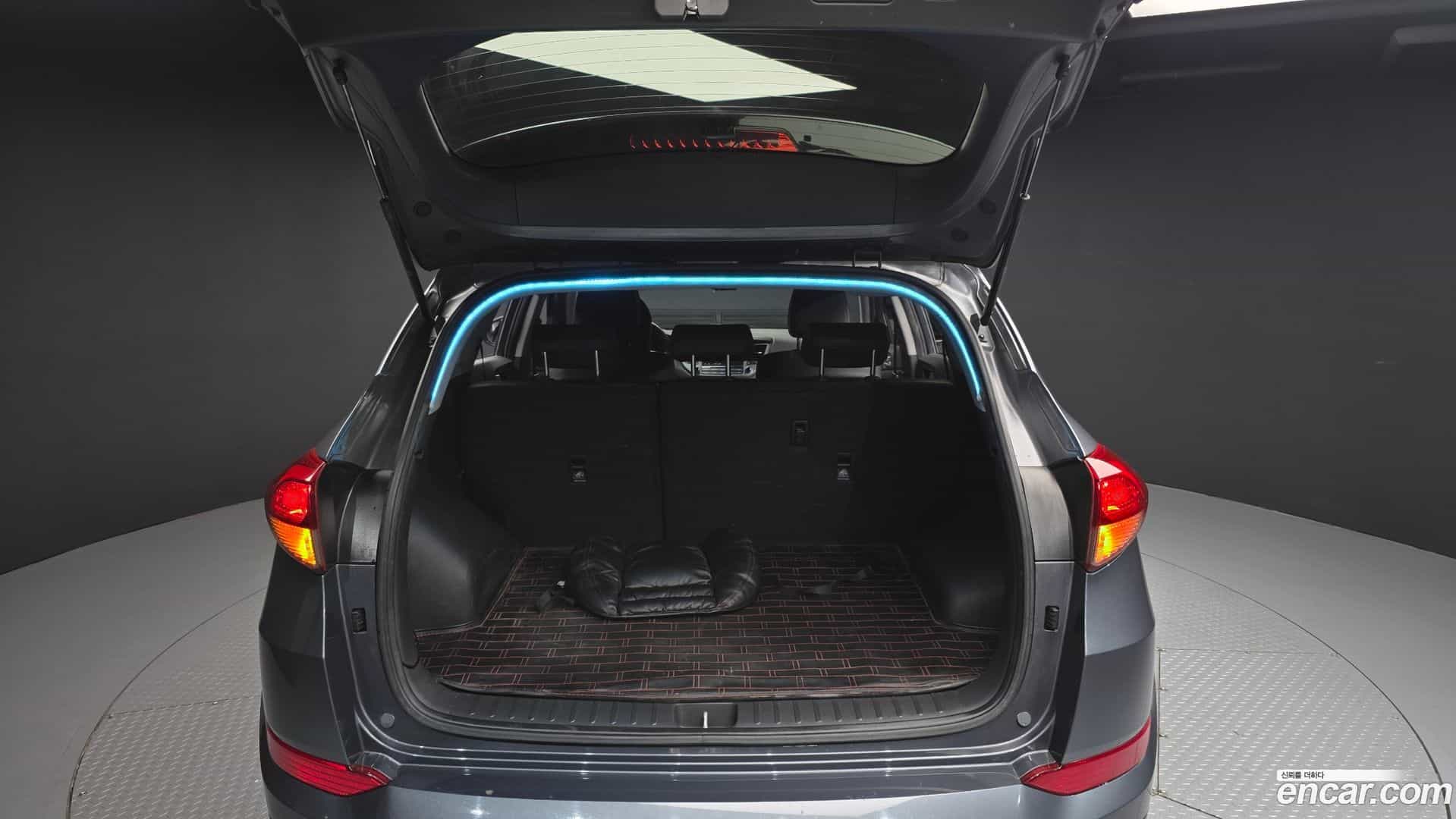 Tucson Hyundai 2016.0-OPTION-024