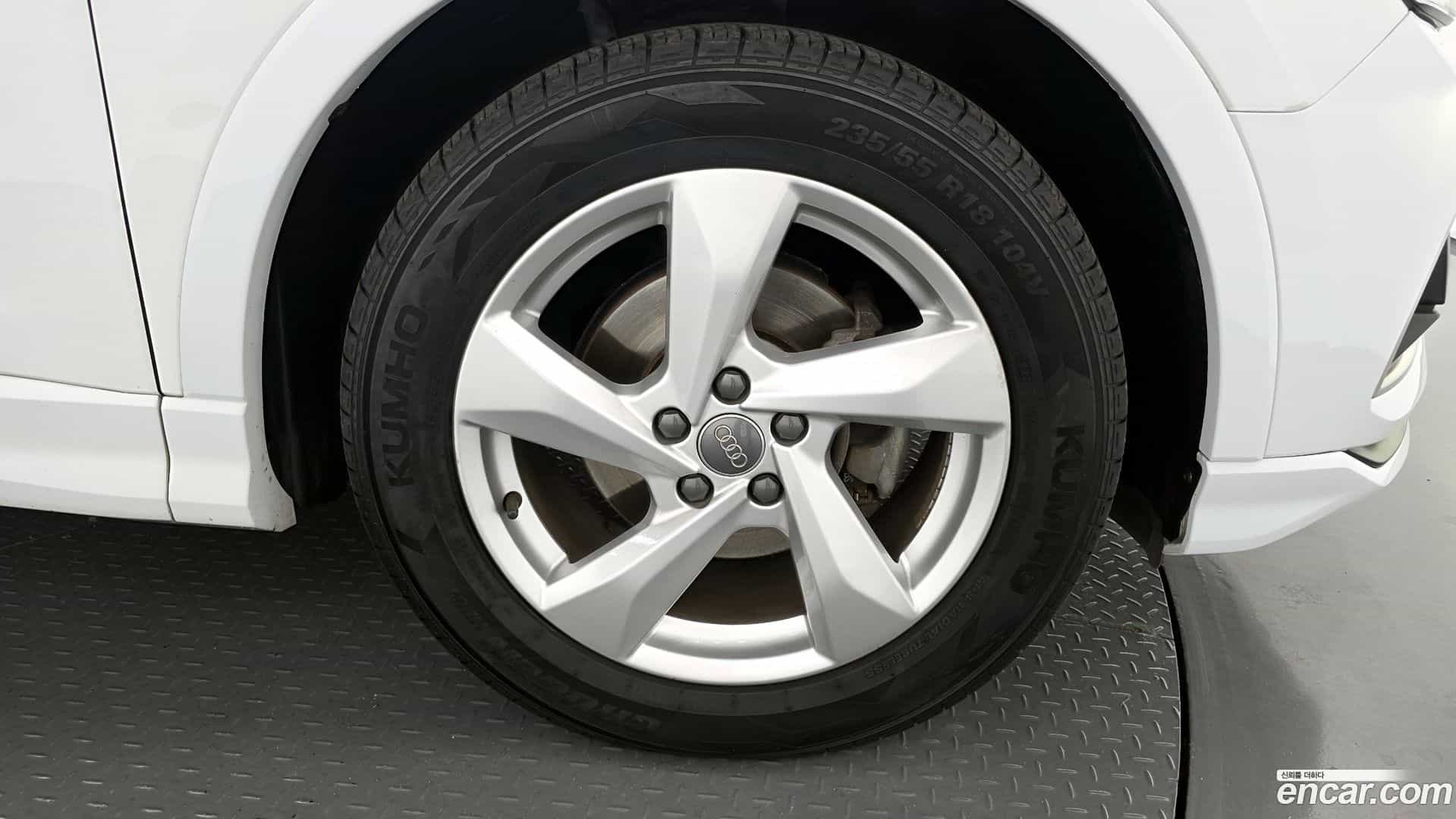 Q3 Audi 2020.5-OUTER-005