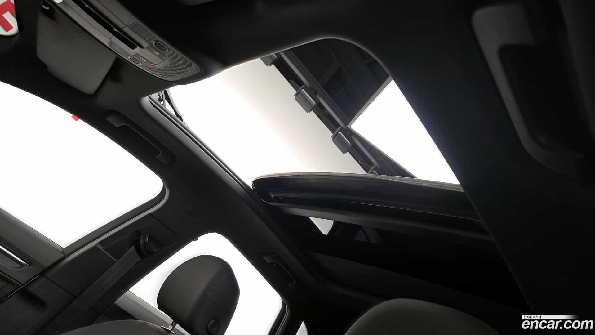 Q3 Audi 2020.5-OPTION-023