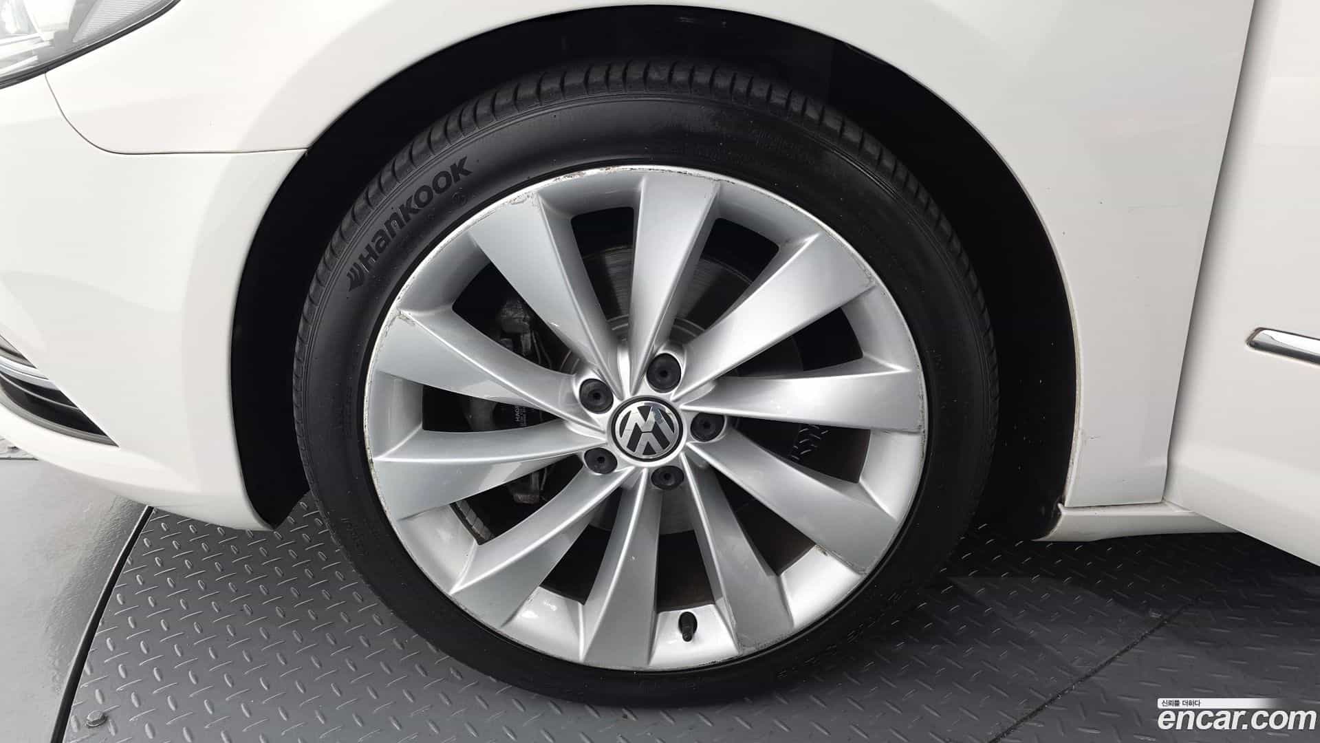 CC Volkswagen 2012.9-OUTER-005