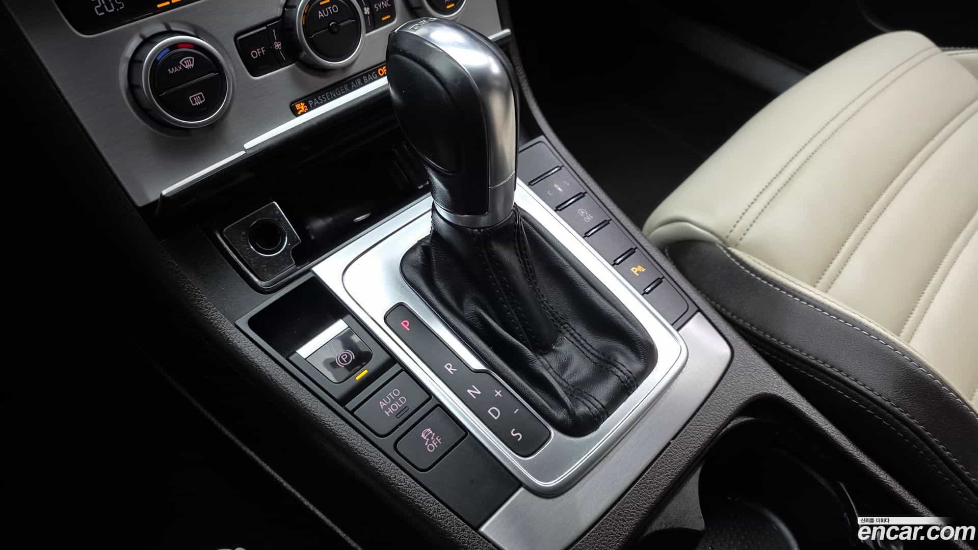 CC Volkswagen 2012.9-INNER-009