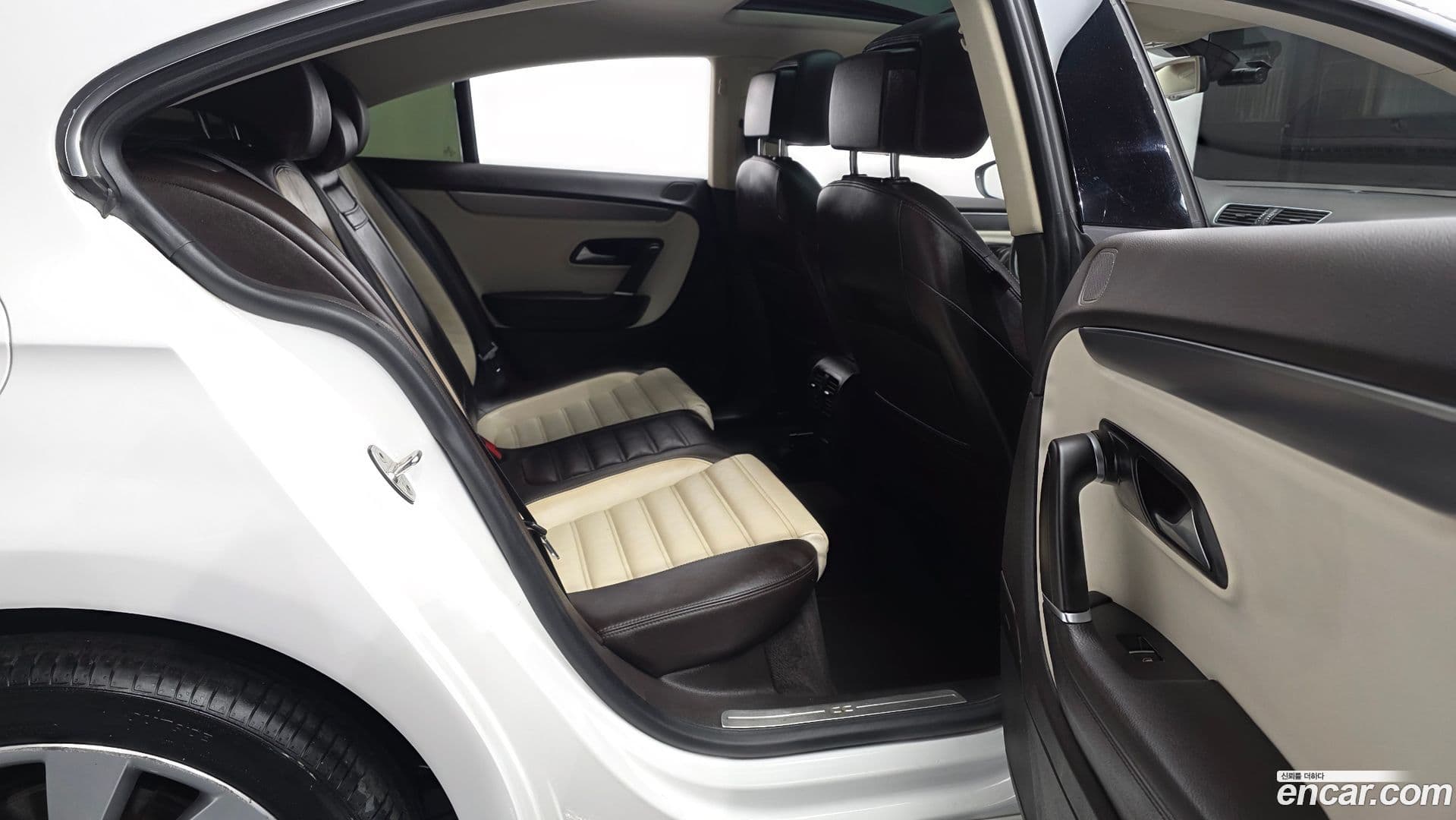 Main__Slider__Photo:CC Volkswagen 2012.9-11