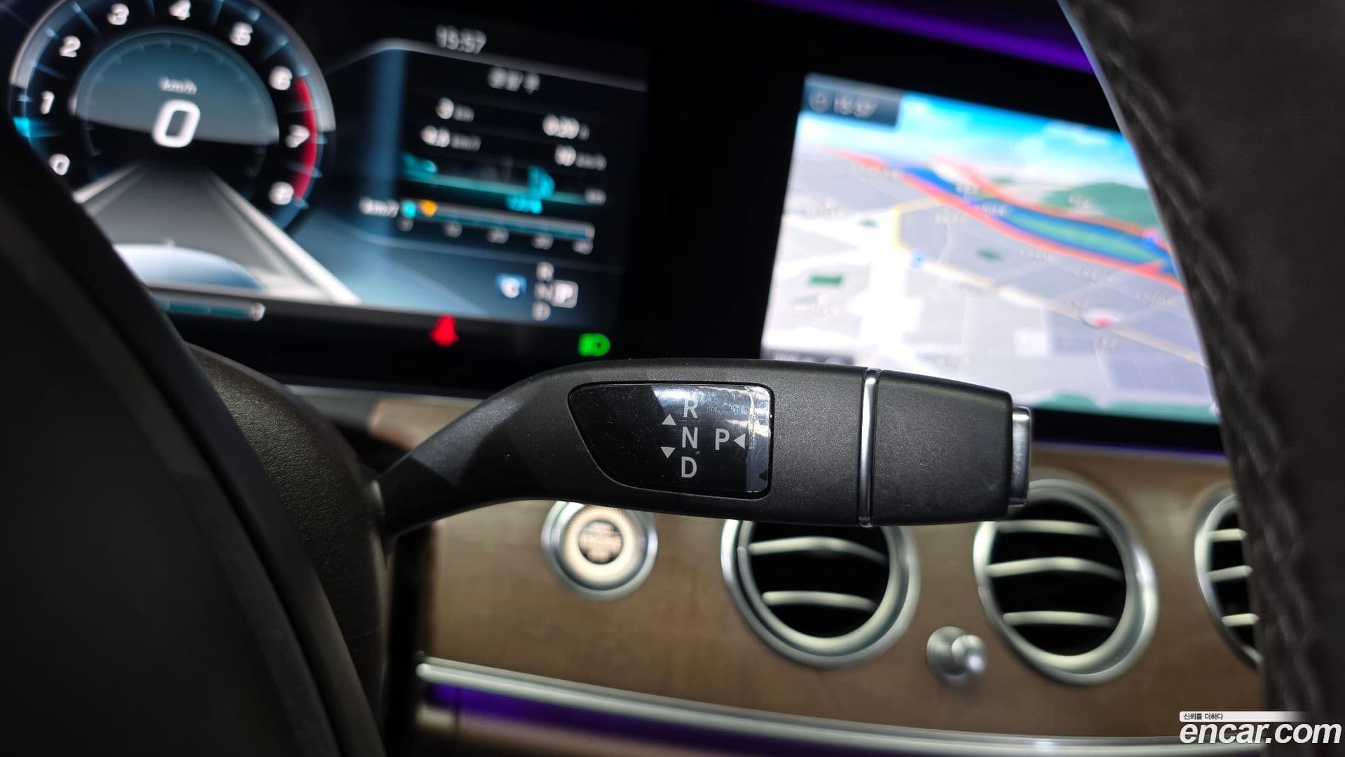 Main__Slider__Photo:E-Class Mercedes-Benz 2017.4-8