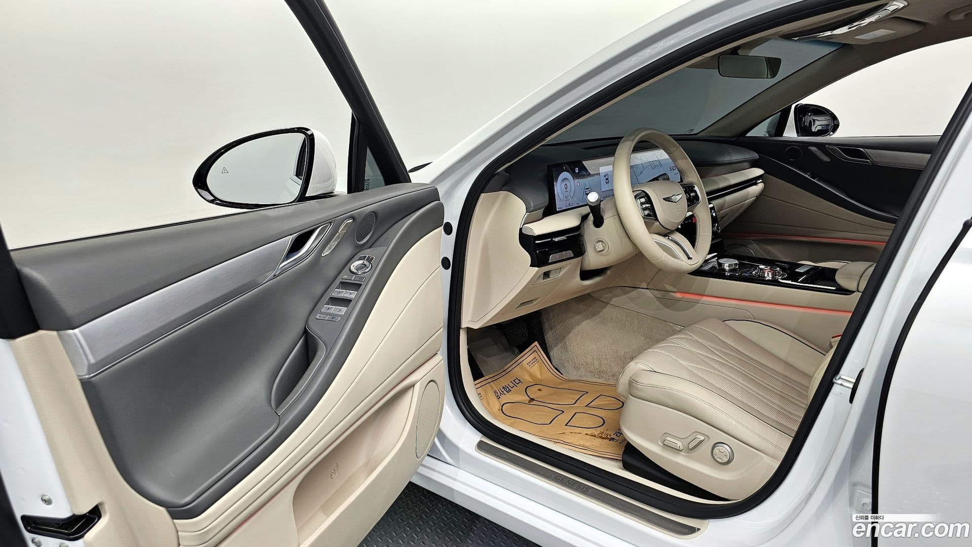 Main__Slider__Photo:G80 Genesis 2024.3-9