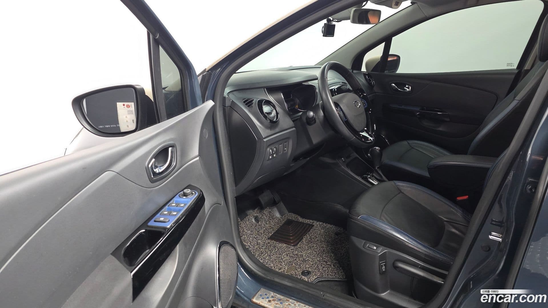 Main__Slider__Photo:QM3 Renault-KoreaSamsung 2015.0-9