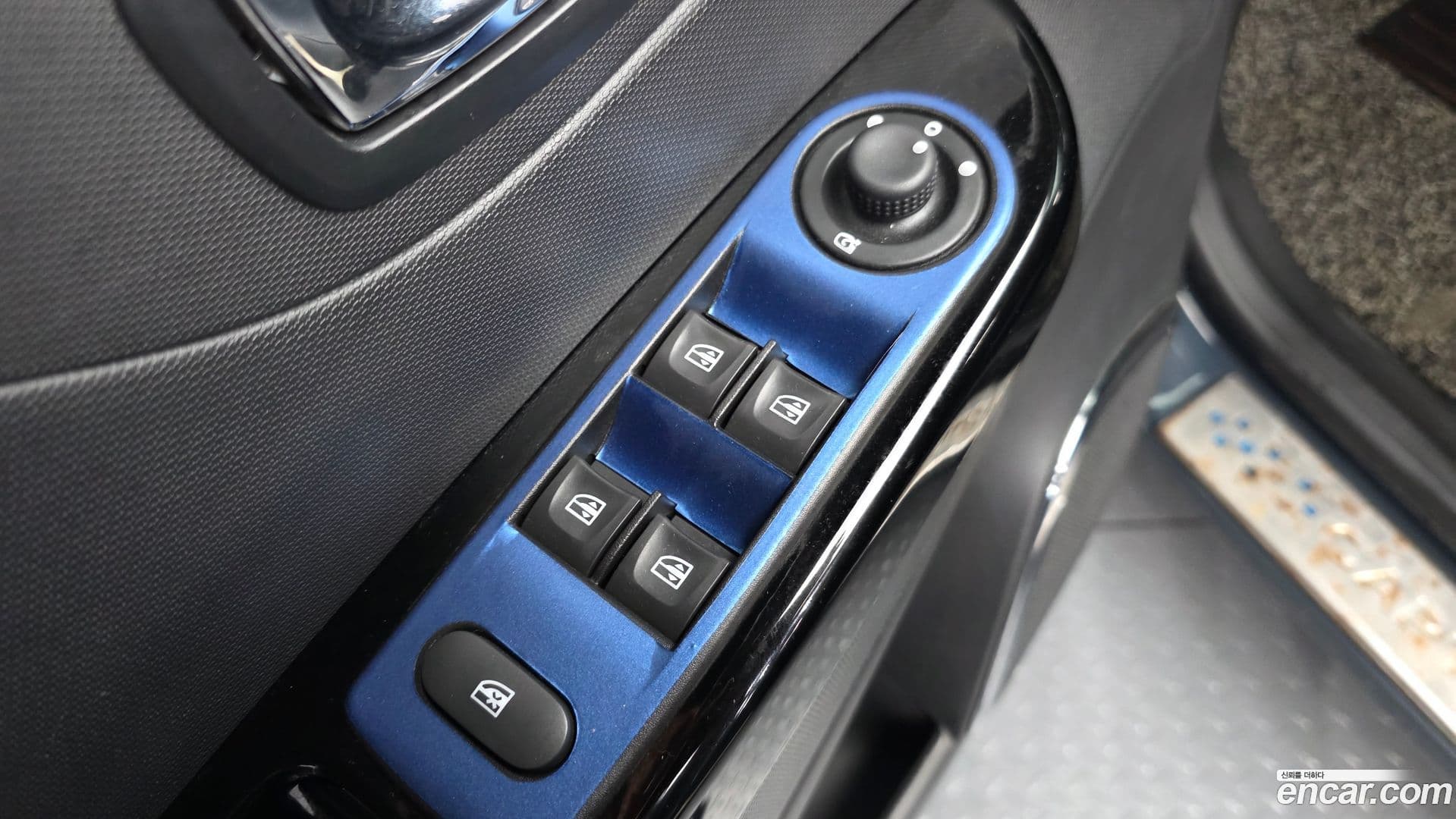 Main__Slider__Photo:QM3 Renault-KoreaSamsung 2015.0-16