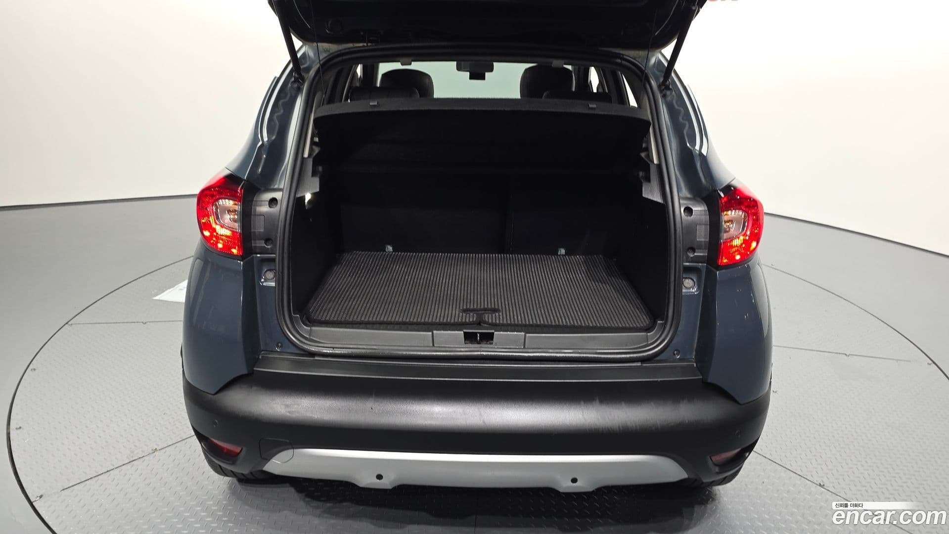 Main__Slider__Photo:QM3 Renault-KoreaSamsung 2015.0-19