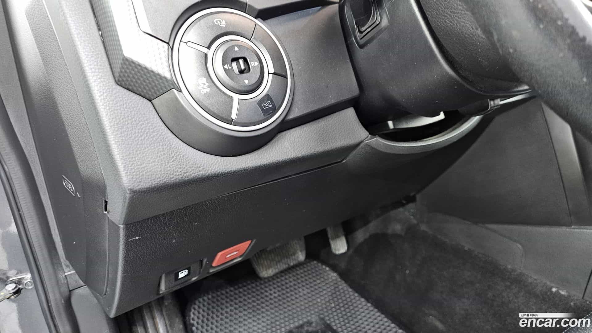 KORANDO KG_Mobility_Ssangyong 2014.8-OPTION-017