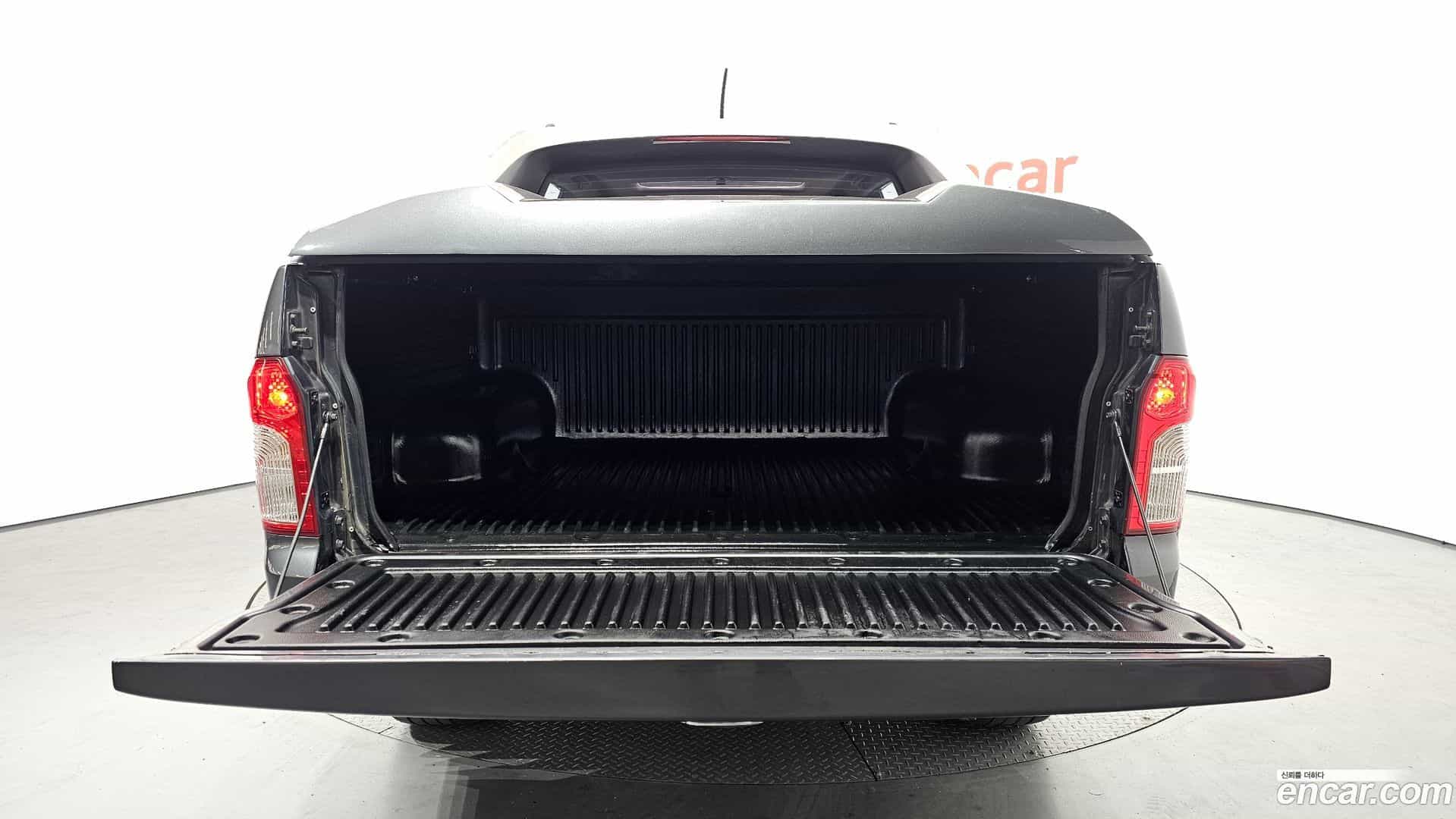 KORANDO KG_Mobility_Ssangyong 2014.8-OPTION-024