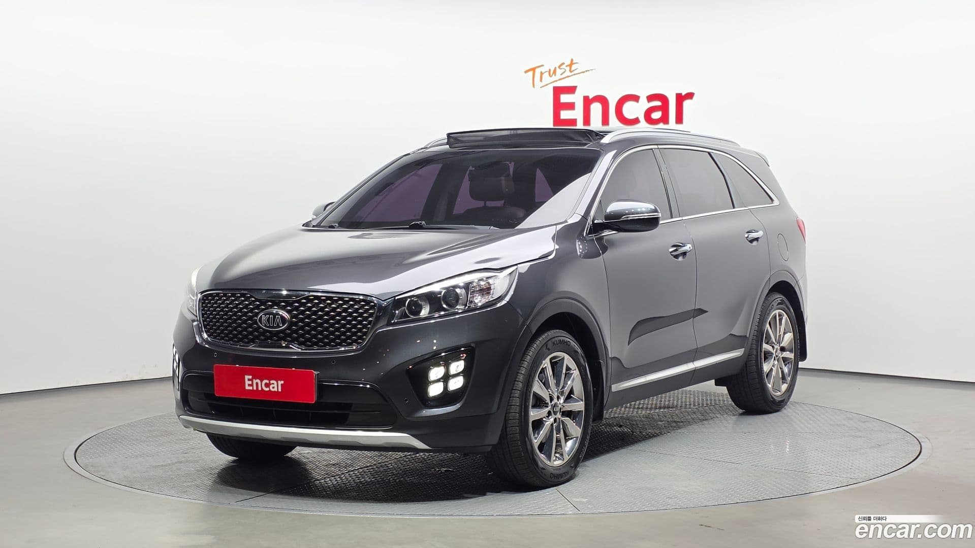 Main__Slider__Photo:Sorento Kia 2017.3-0