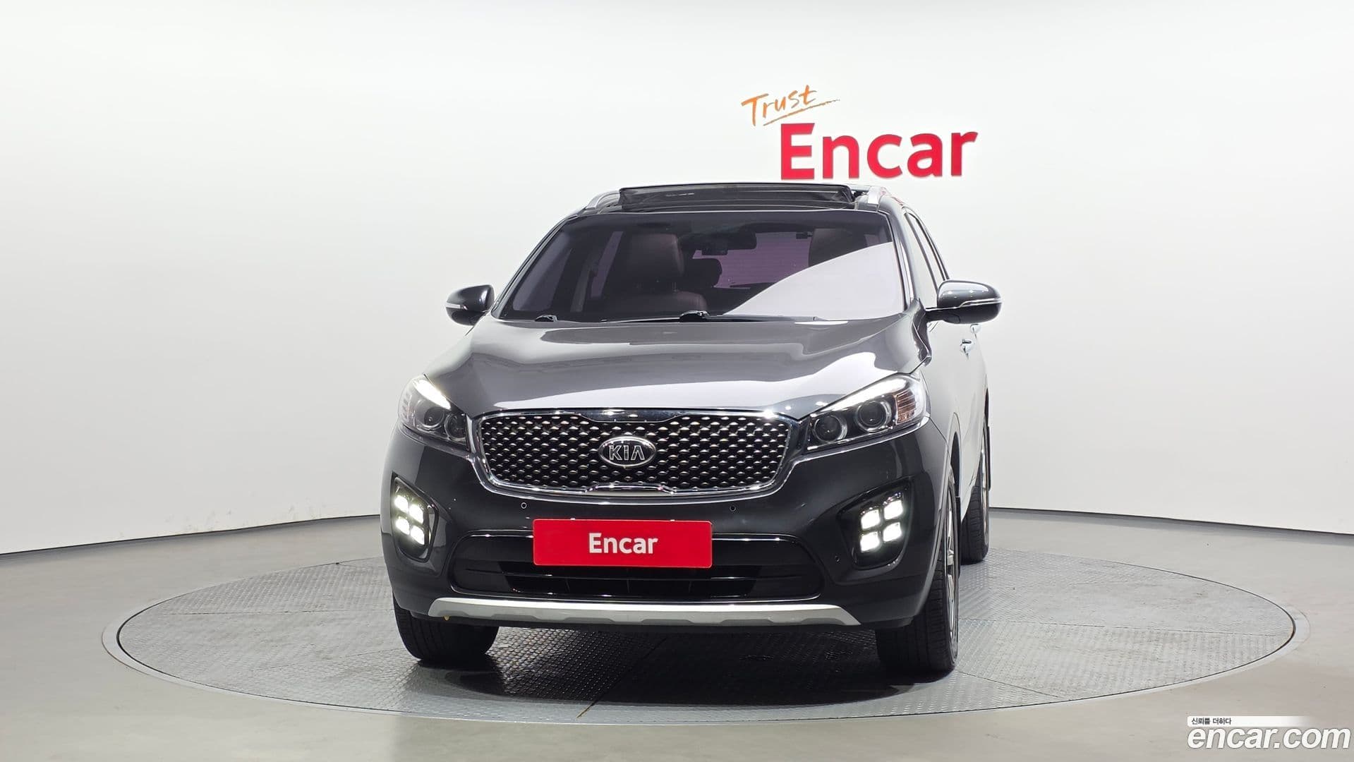 Main__Slider__Photo:Sorento Kia 2017.3-2