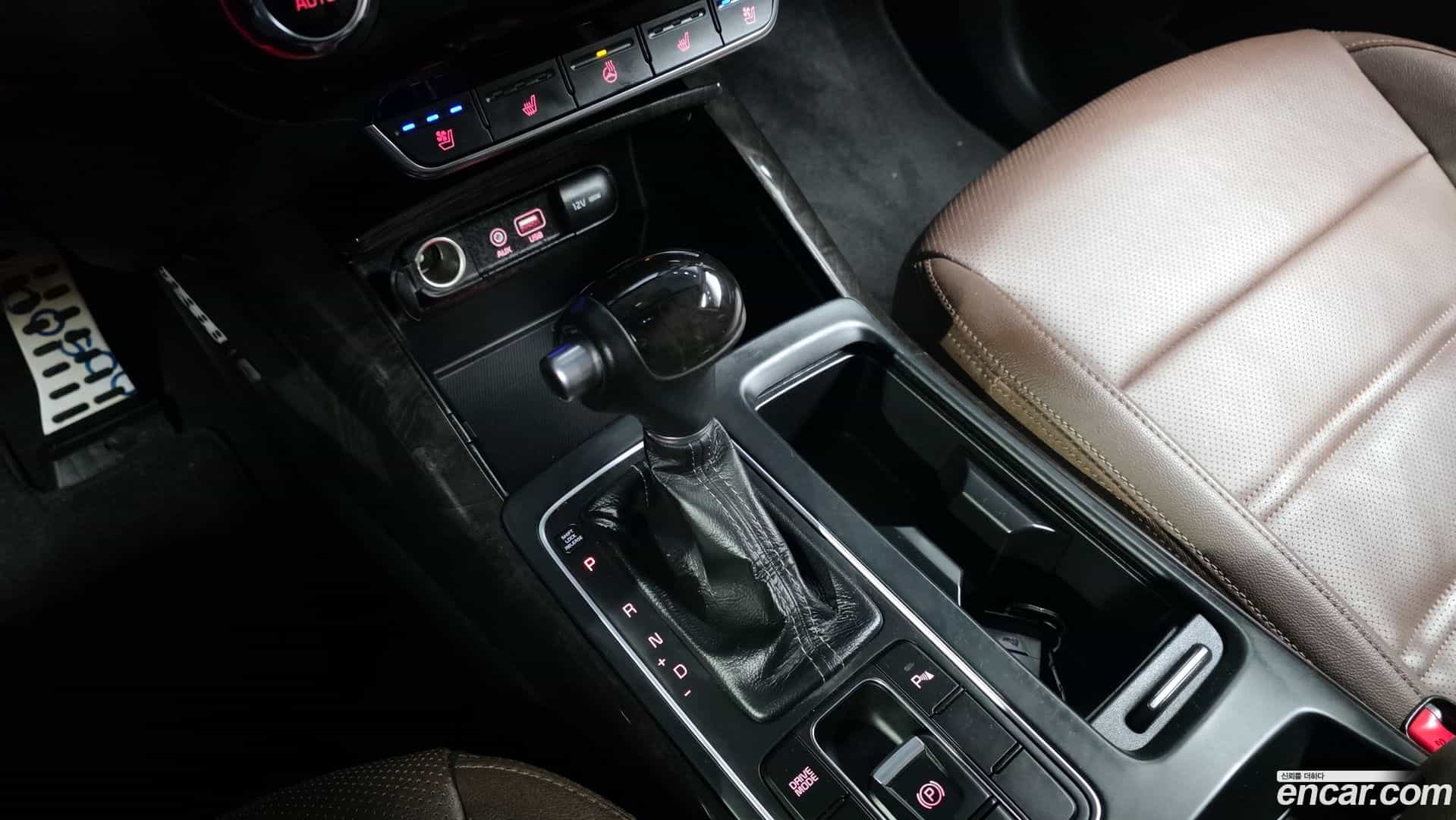 Sorento Kia 2017.3-INNER-009