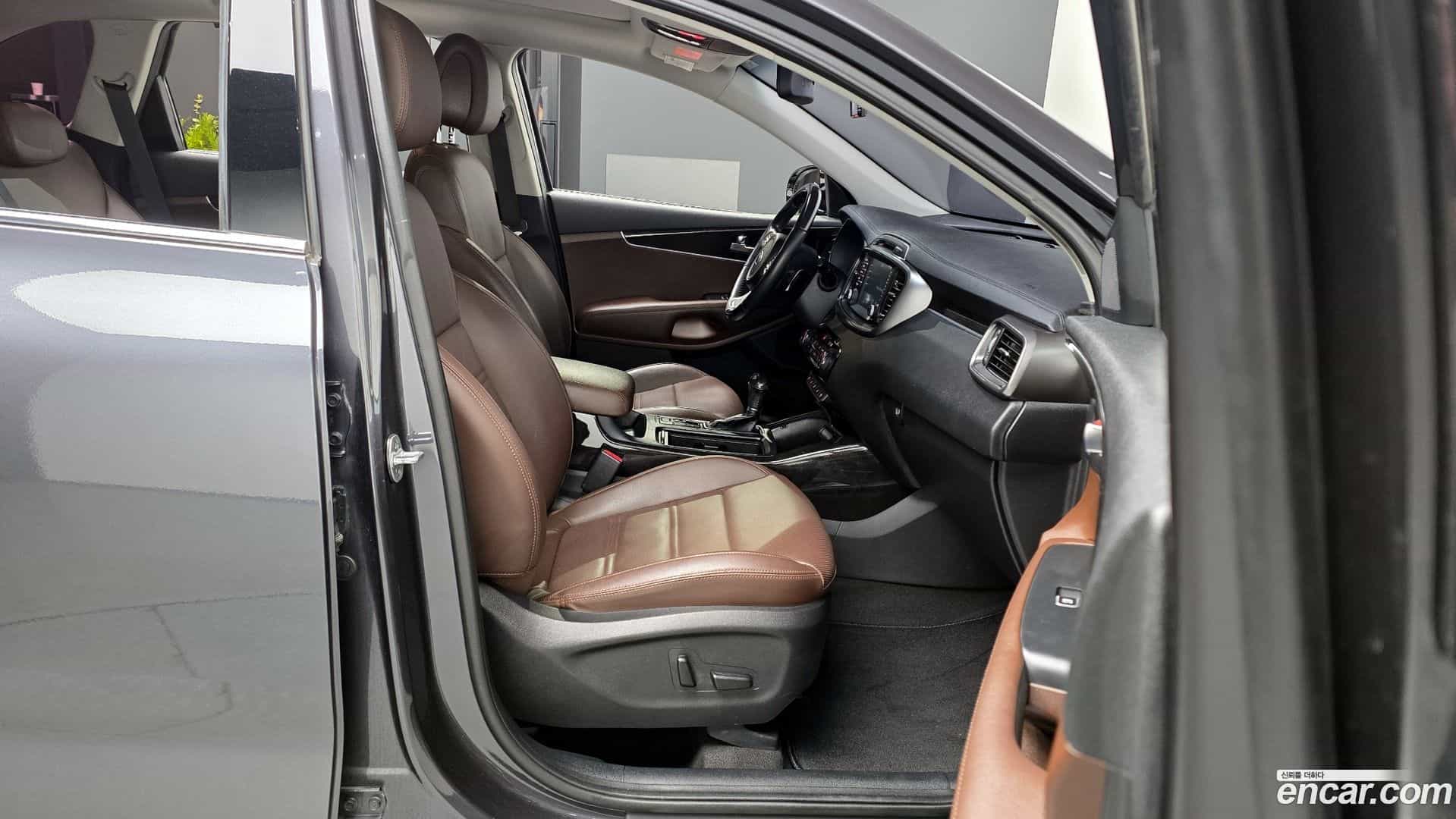 Sorento Kia 2017.3-OPTION-015