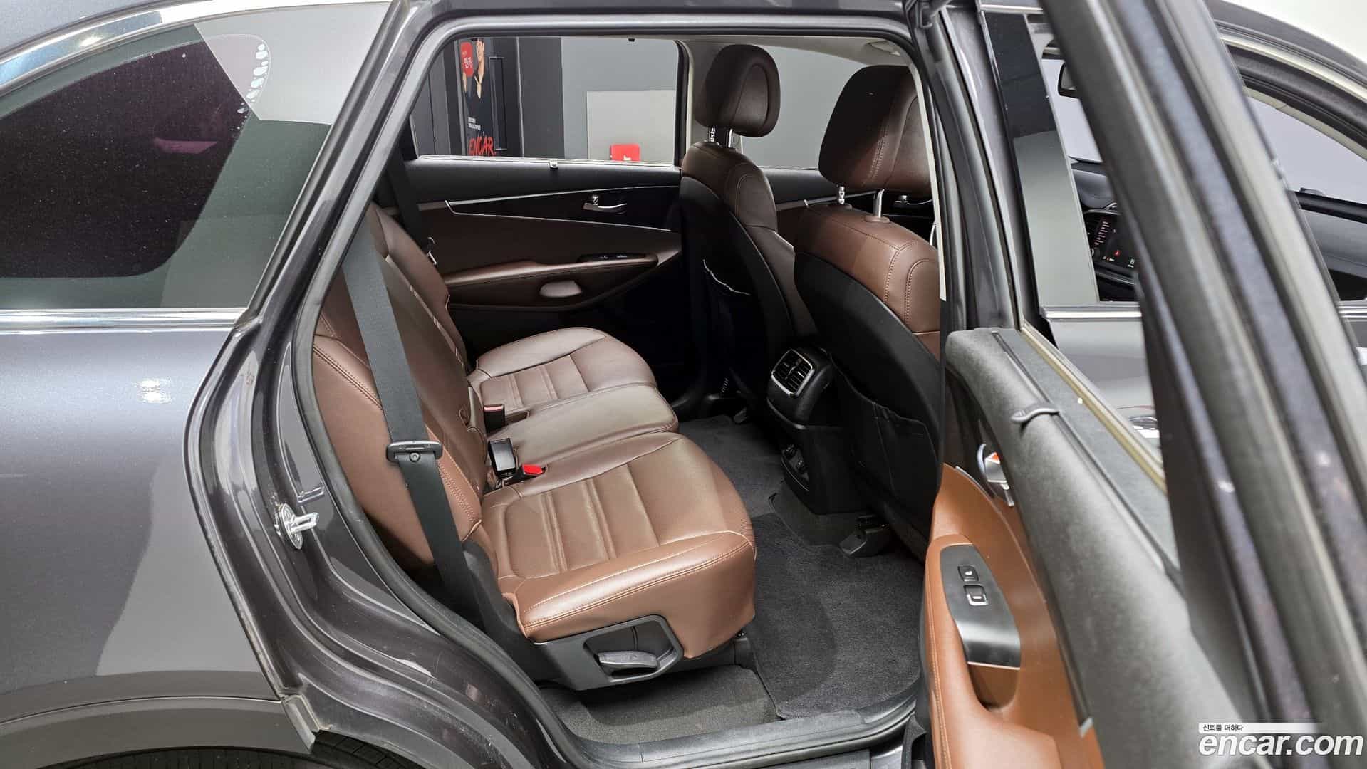 Sorento Kia 2017.3-OPTION-016