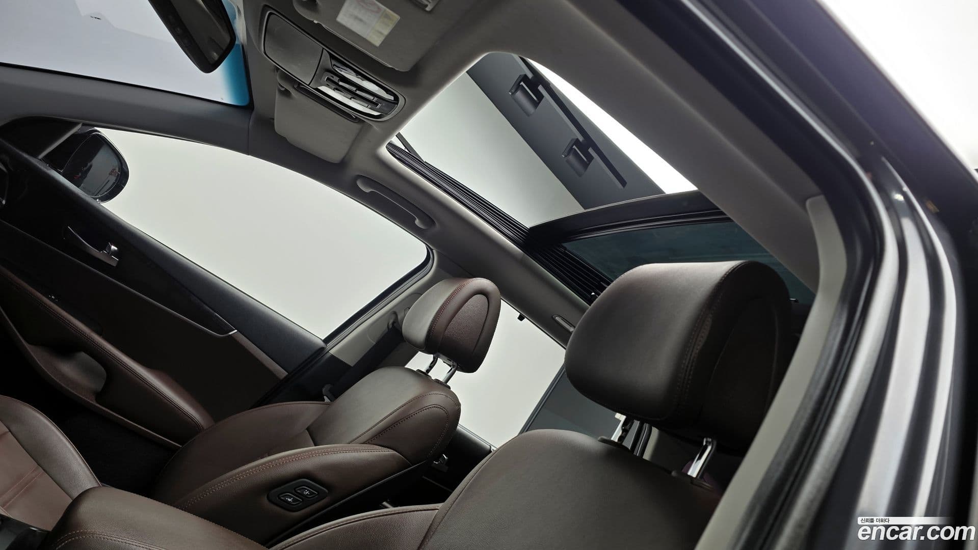 Main__Slider__Photo:Sorento Kia 2017.3-18