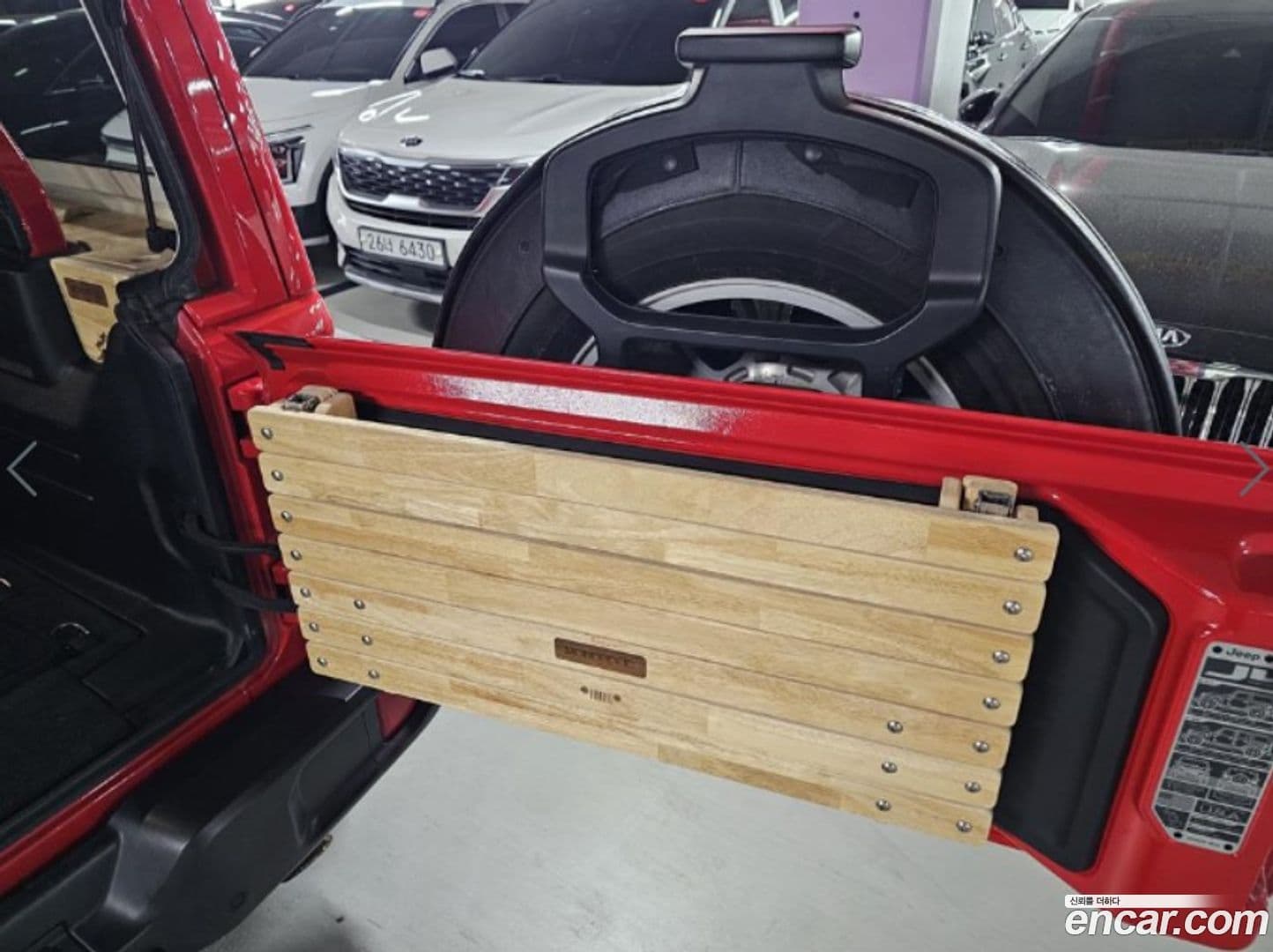 Main__Slider__Photo:Wrangler Jeep 2022.7-16