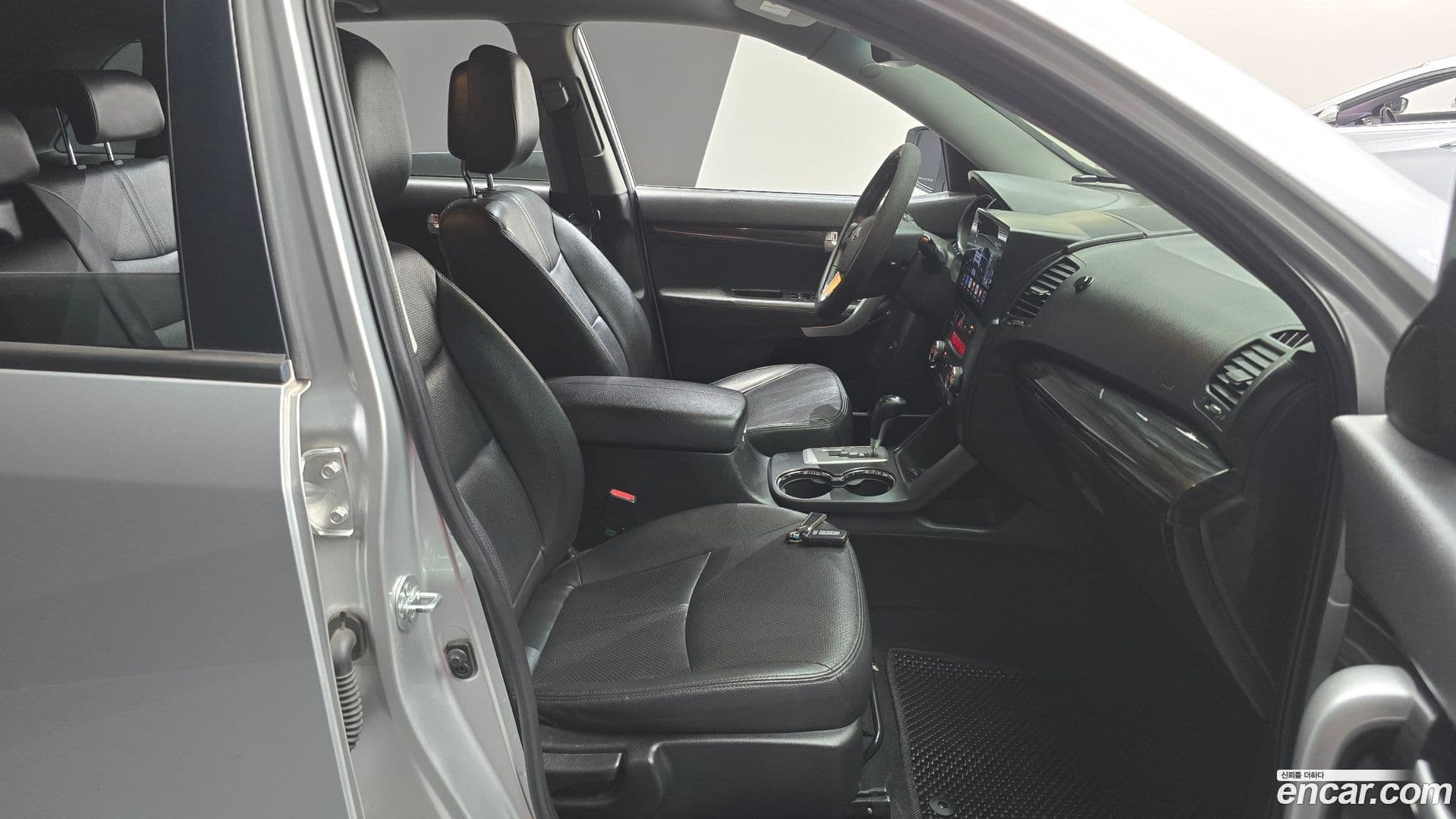 Main__Slider__Photo:Sorento Kia 2009.7-9