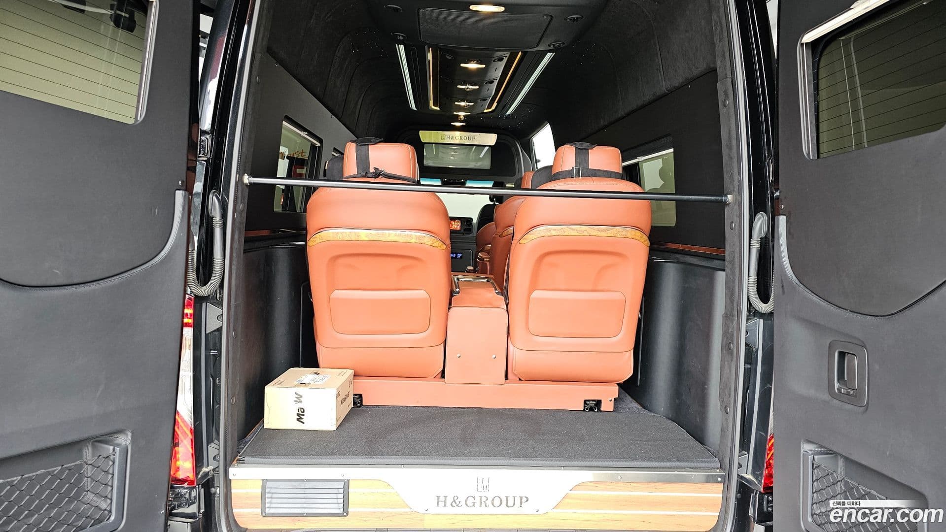 Main__Slider__Photo:Sprinter Mercedes-Benz 2020.11-19