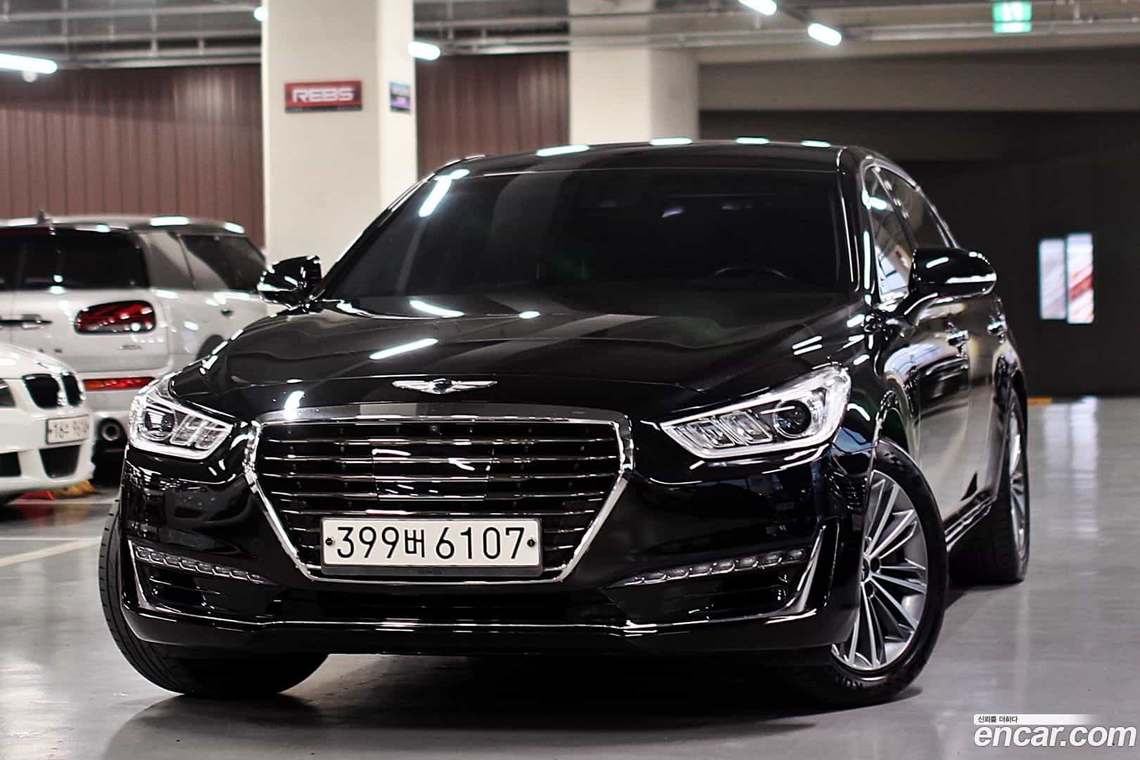 EQ900 Genesis 2018.5-OUTER-001