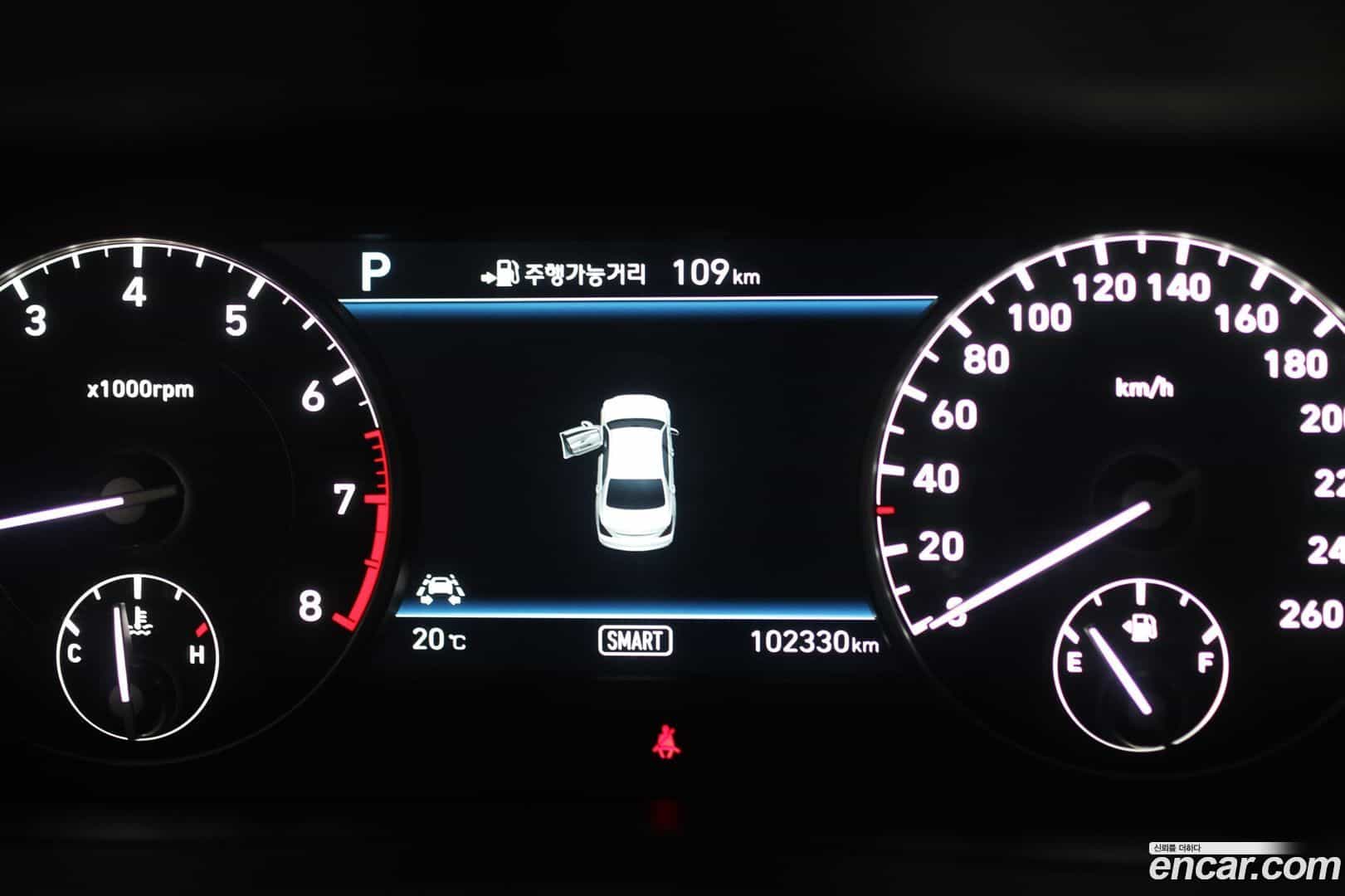 EQ900 Genesis 2018.5-INNER-008