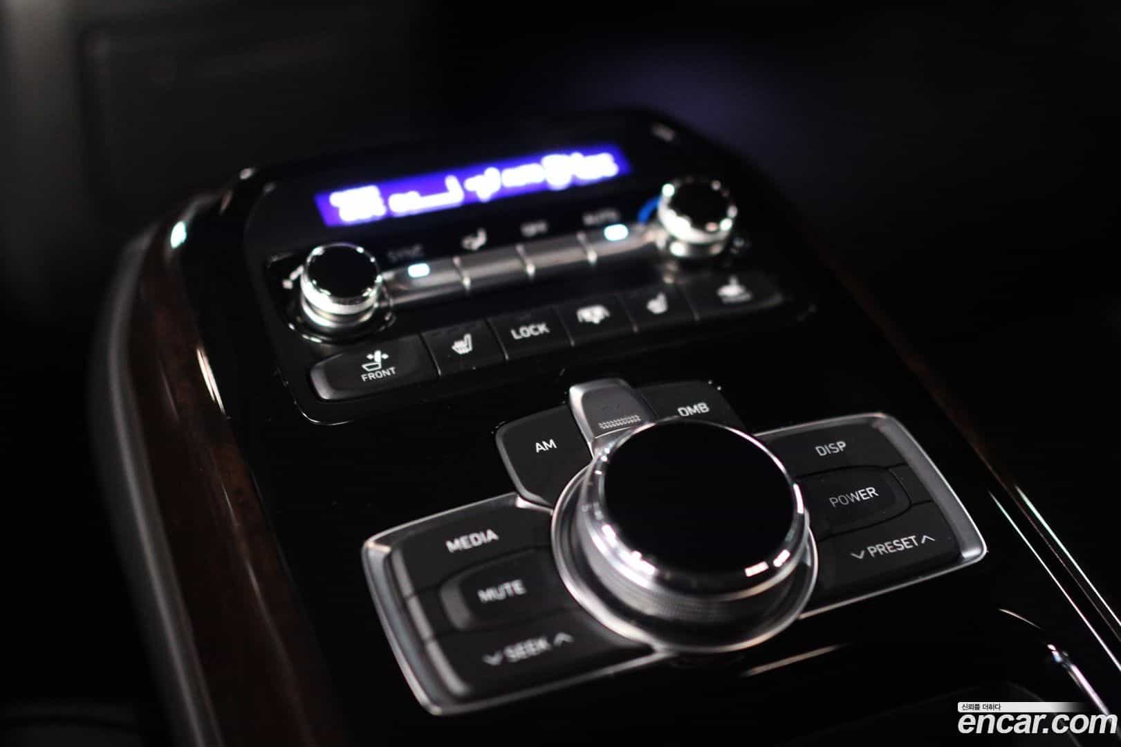 EQ900 Genesis 2018.5-INNER-009