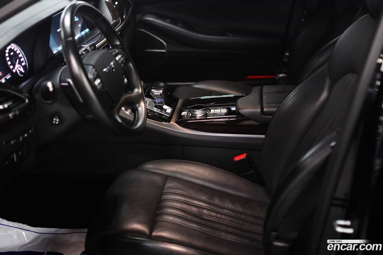 EQ900 Genesis 2018.5-INNER-010