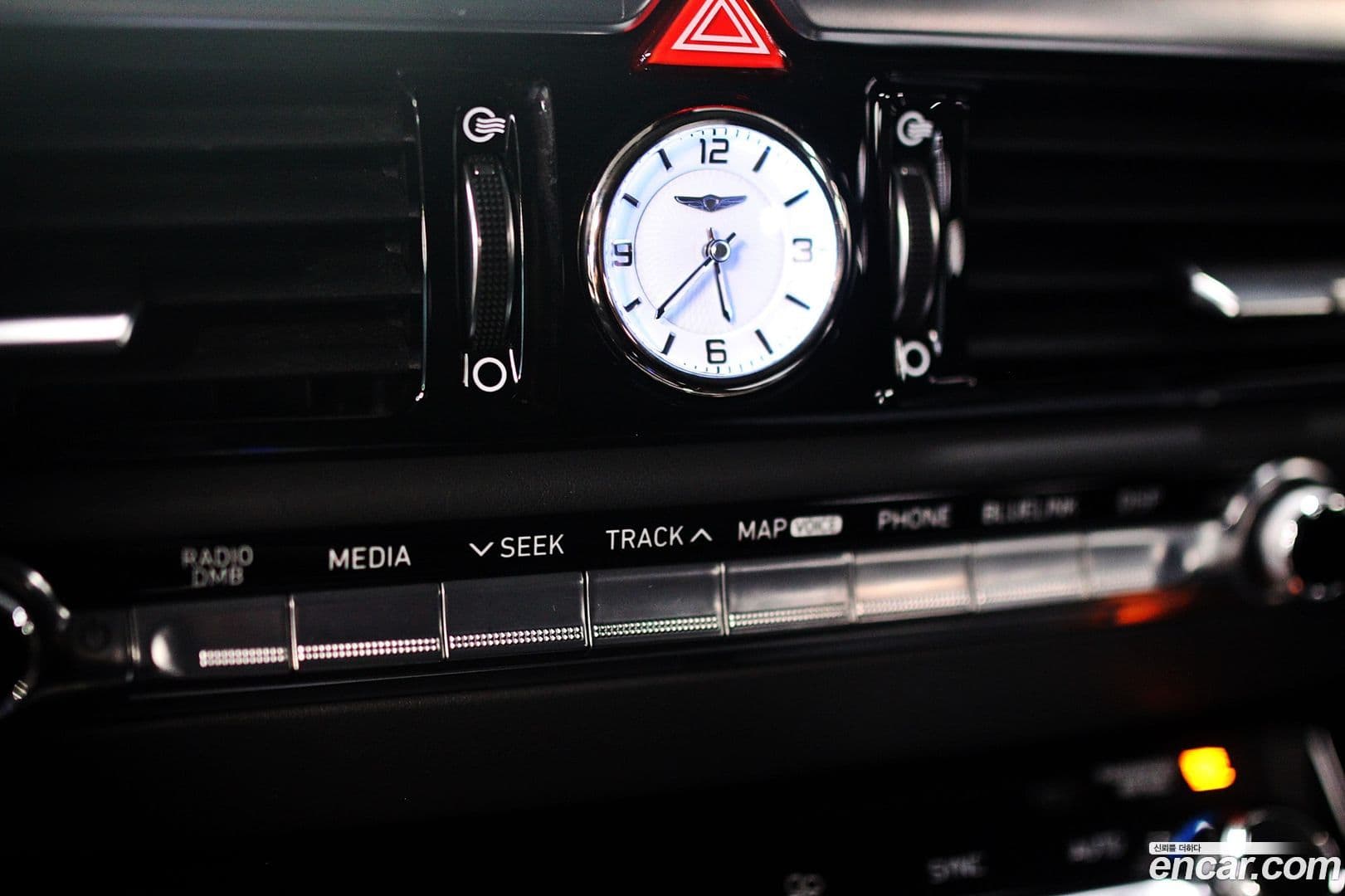 Main__Slider__Photo:EQ900 Genesis 2018.5-16