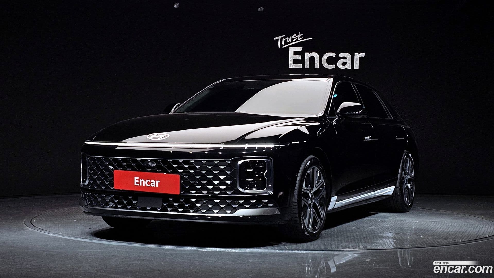 Main__Slider__Photo:Grandeur Hyundai 2023.4-0