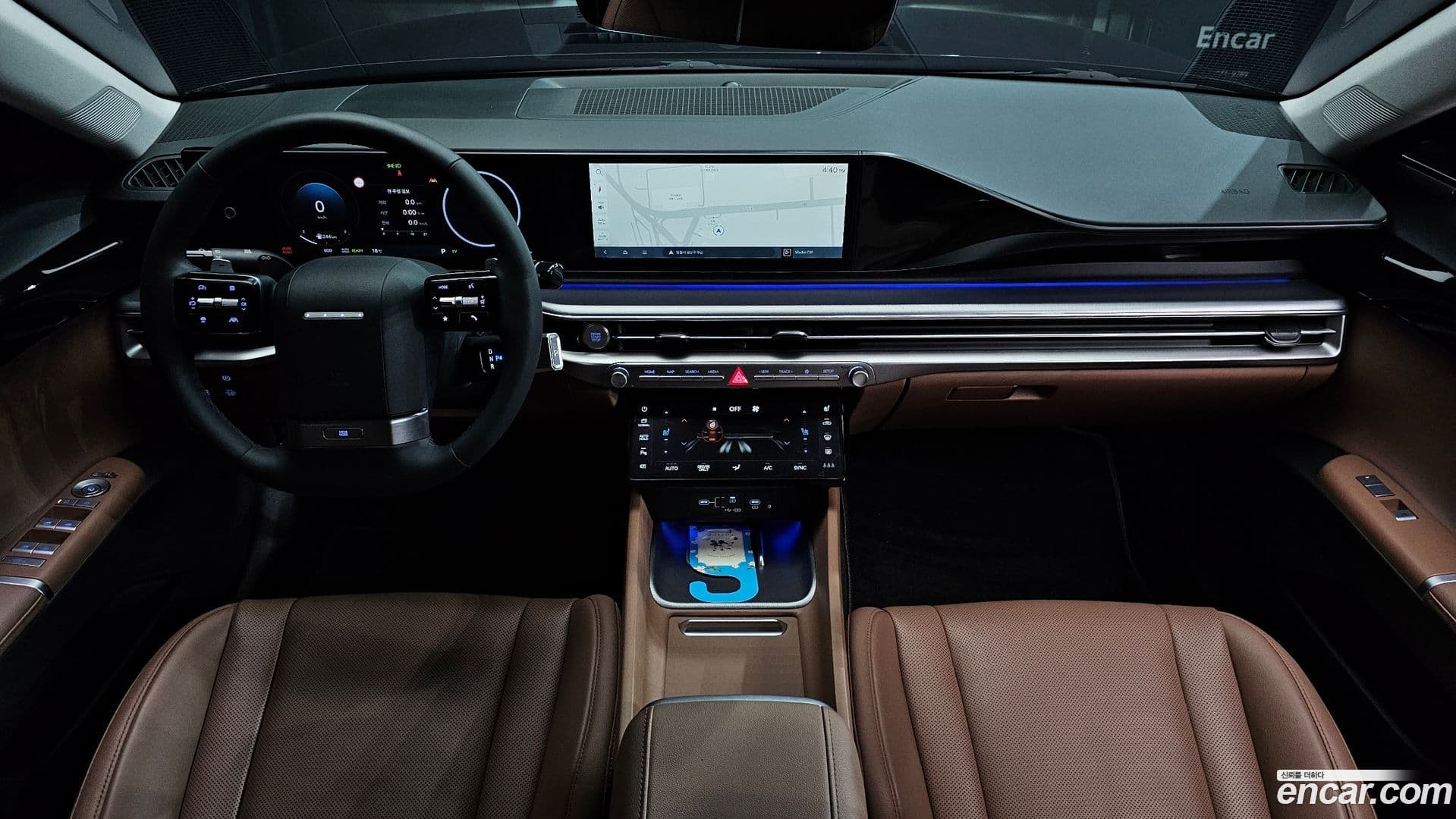 Main__Slider__Photo:Grandeur Hyundai 2023.4-6