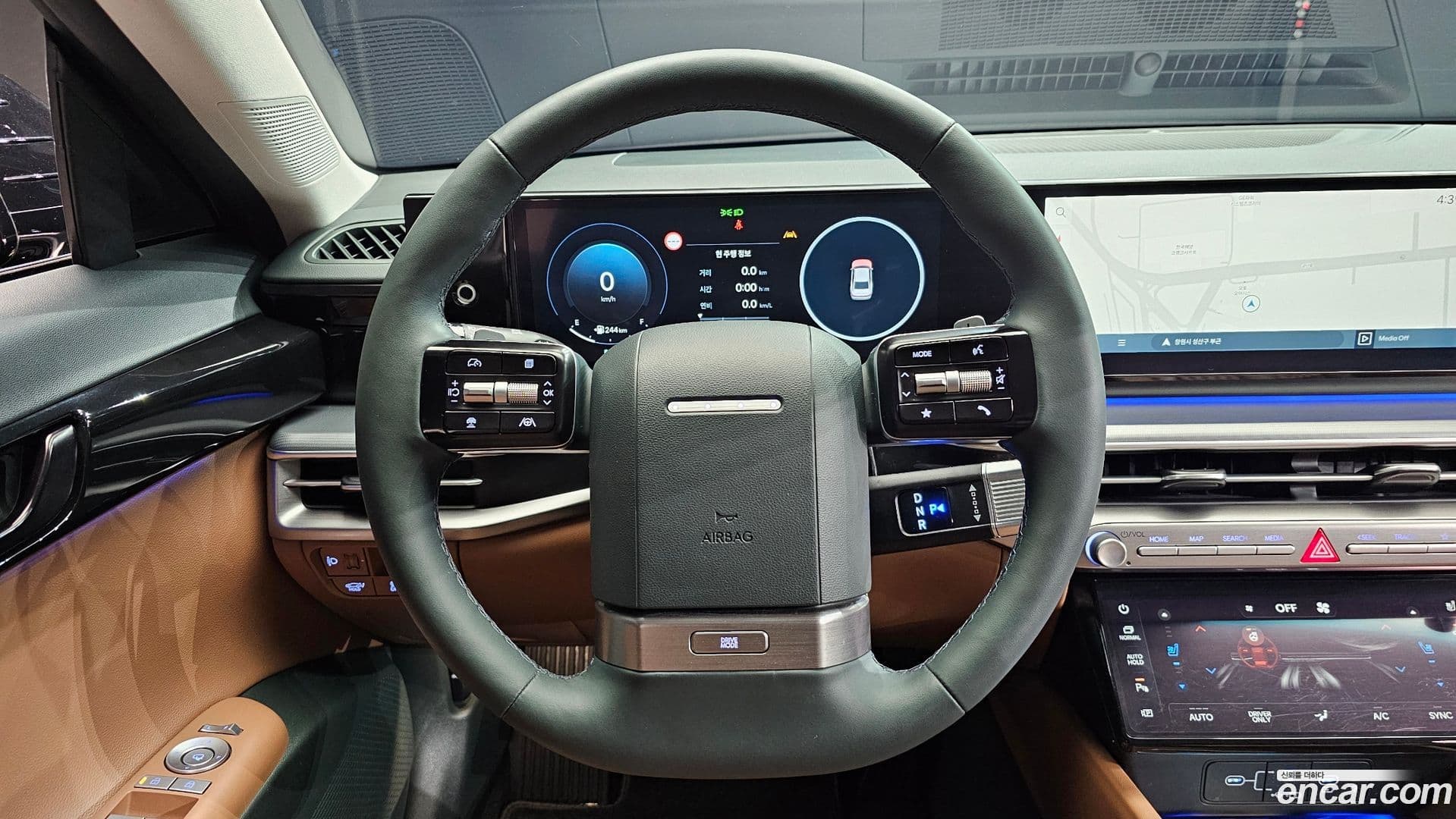 Main__Slider__Photo:Grandeur Hyundai 2023.4-12