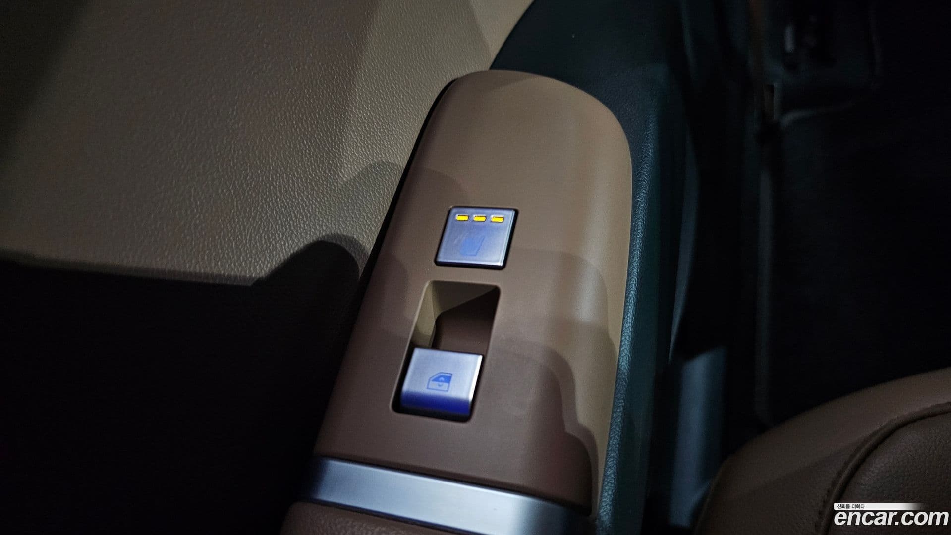 Main__Slider__Photo:Grandeur Hyundai 2023.4-18