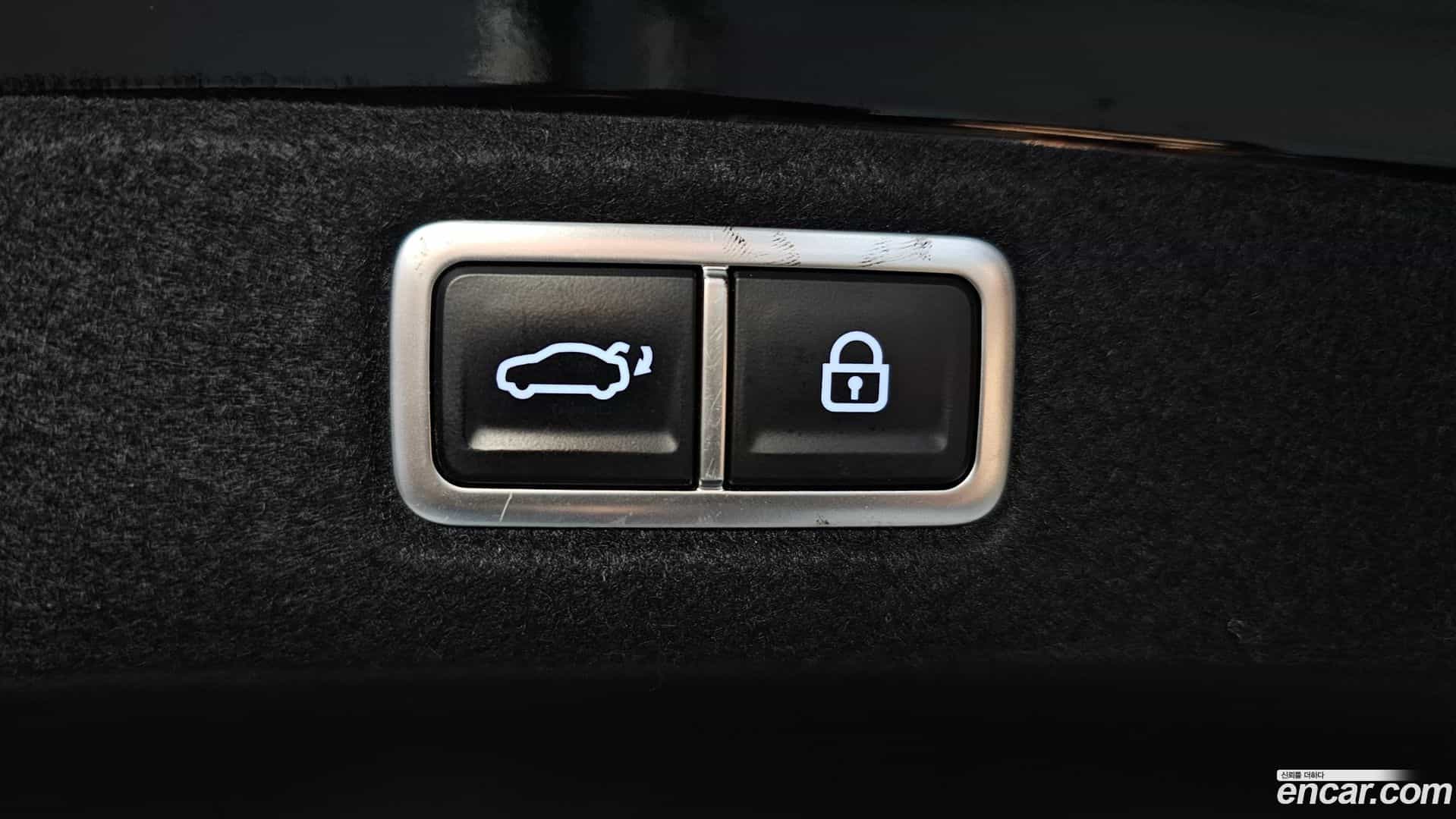 Grandeur Hyundai 2023.4-OPTION-024