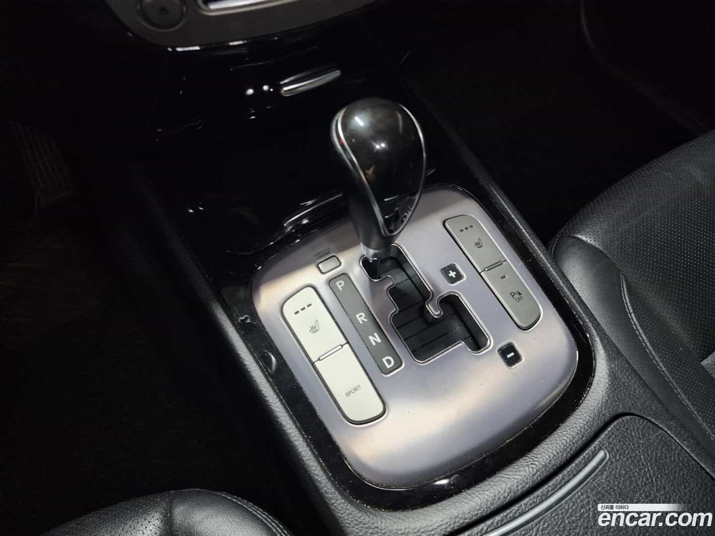 Genesis Hyundai 2011.4-INNER-007