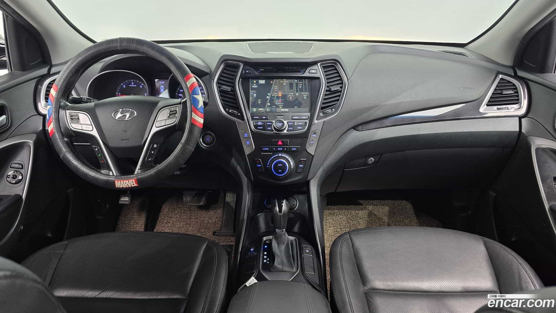 Santafe Hyundai 2013.9-INNER-007